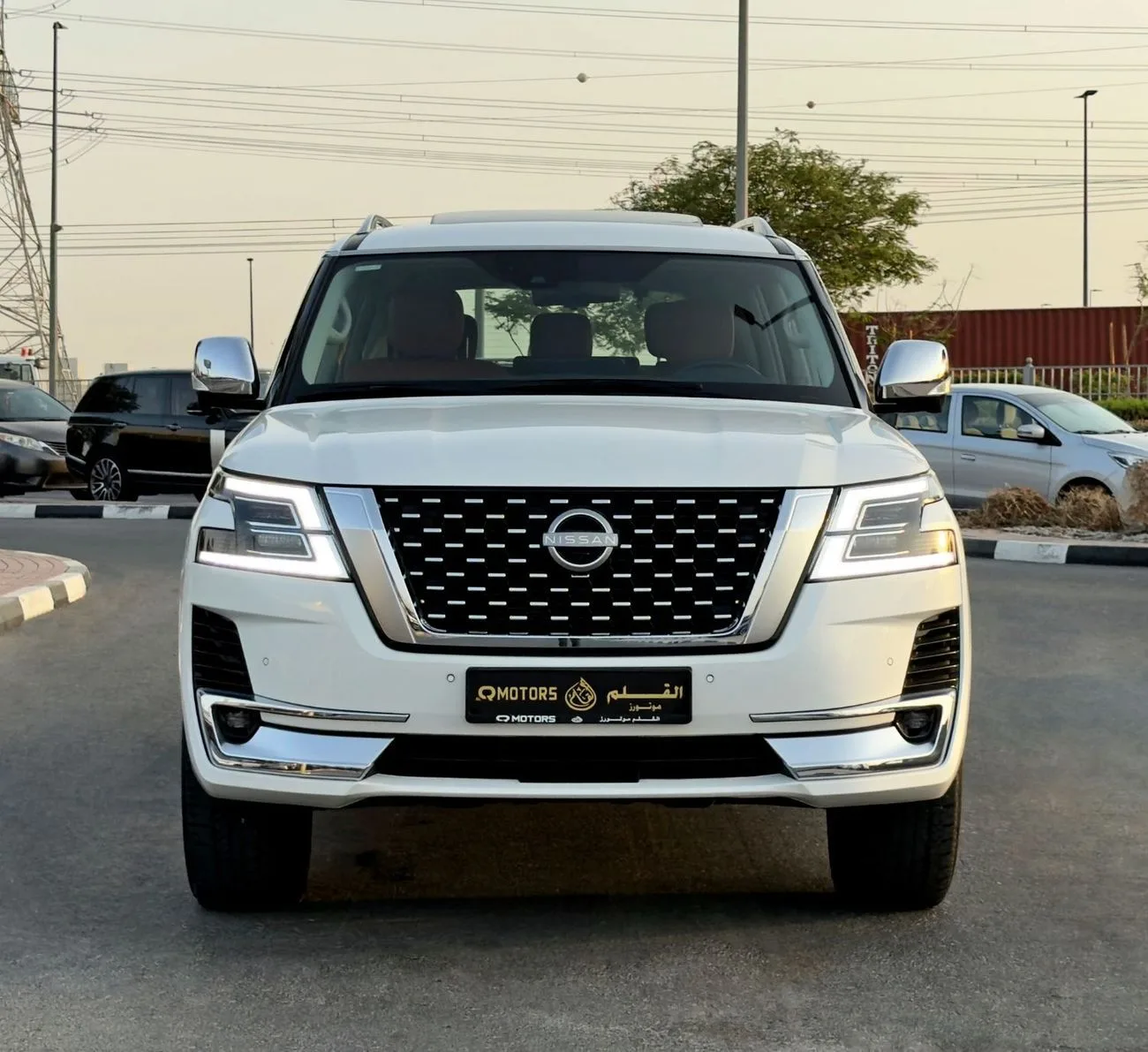 2024 Nissan Patrol Se Platinum City angeboten von einem Fachhändler in Dubai, Vereinigte Arabische Emirate, Foto 2 von 14