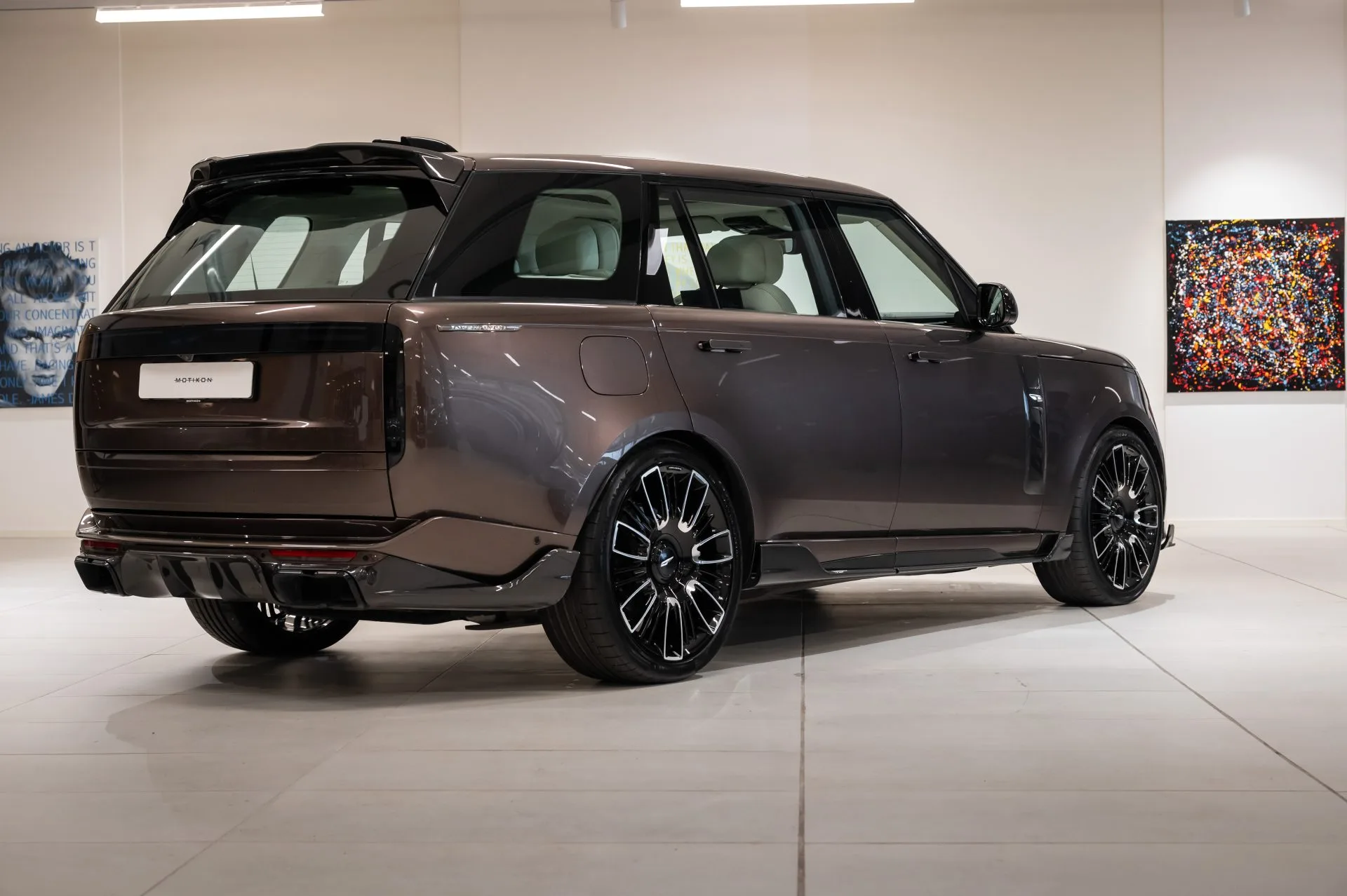 2024 Overfinch Range Rover P530 LWB, 6/25