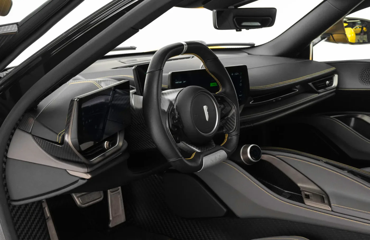 2024 Pininfarina Battista angeboten von einem Fachhändler in Dubai, Vereinigte Arabische Emirate, Foto 5 von 10