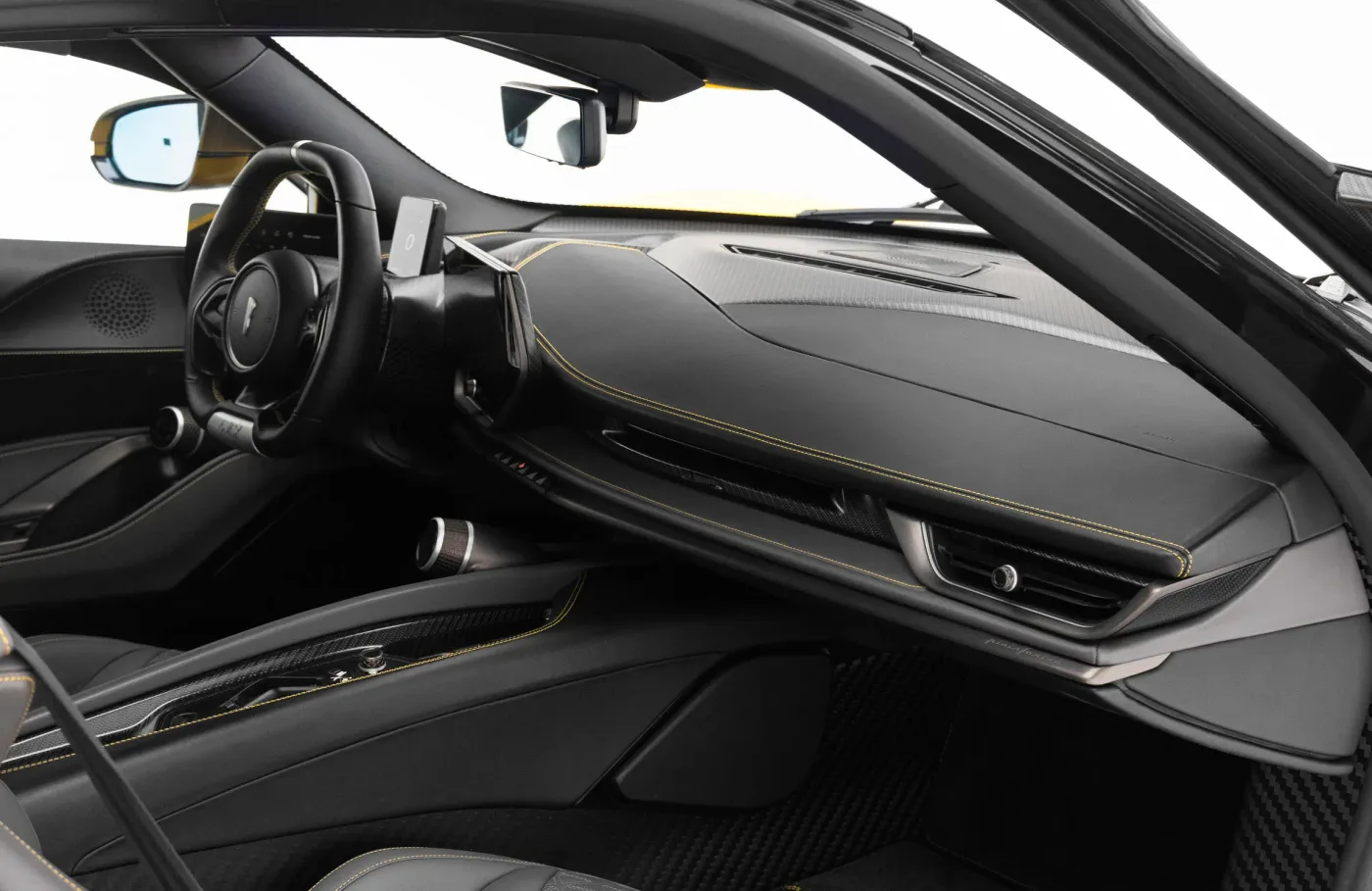2024 Pininfarina Battista angeboten von einem Fachhändler in Dubai, Vereinigte Arabische Emirate, Foto 6 von 10
