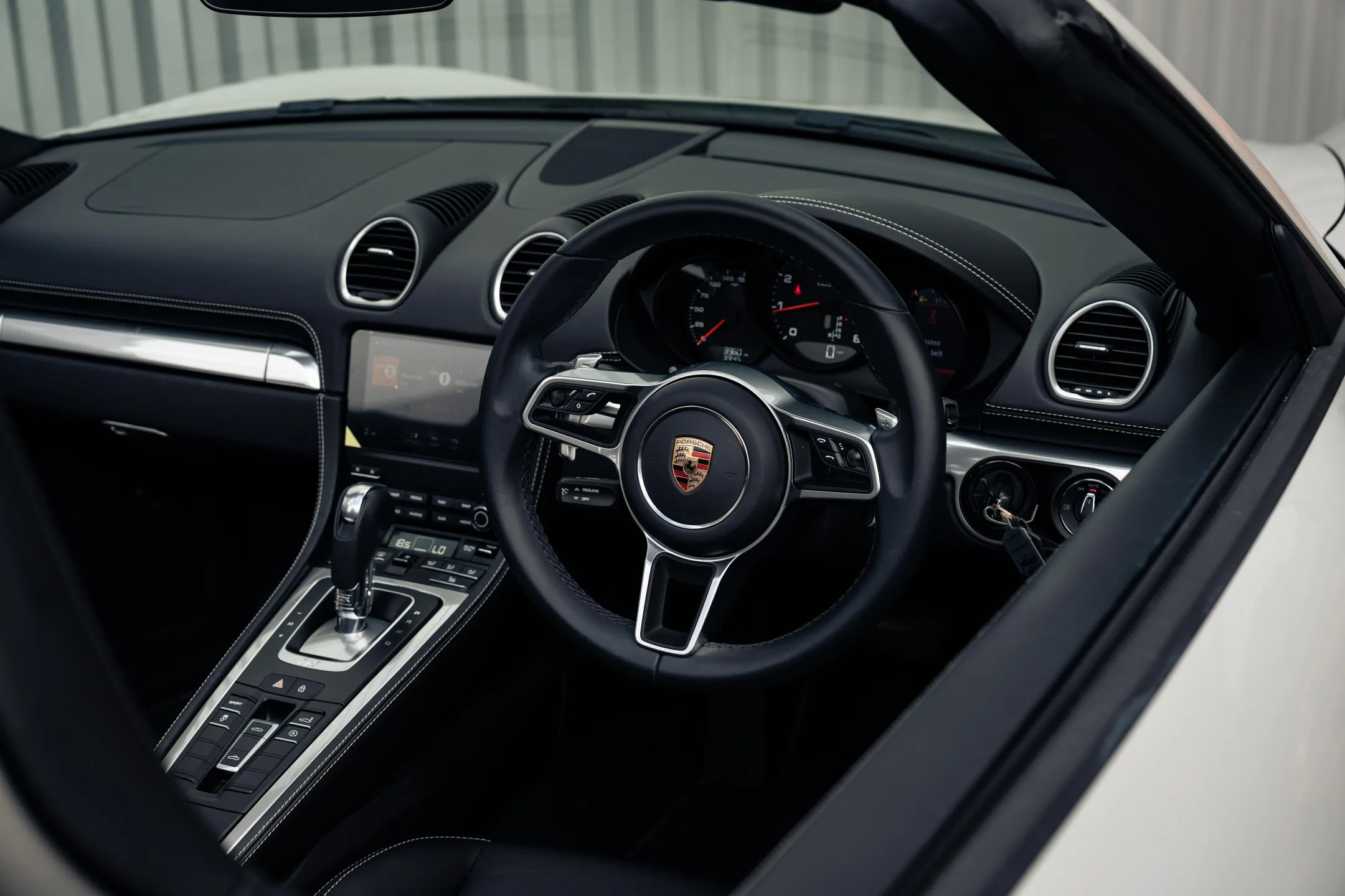 2024 Porsche 718 Boxster Style Edition, 2/13