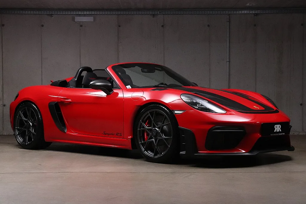 2024 Porsche 718 Spyder RS Weissach package proposée par un concessionnaire spécialisé à Unterweitersdorf, Autriche, photo principale