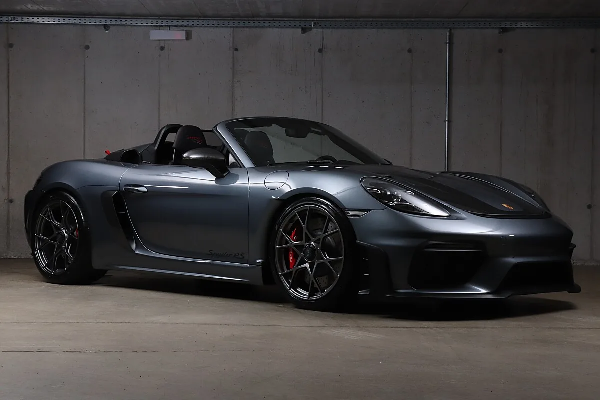 2024 Porsche 718 Spyder RS Weissach package proposée par un concessionnaire spécialisé à Unterweitersdorf, Autriche, photo principale