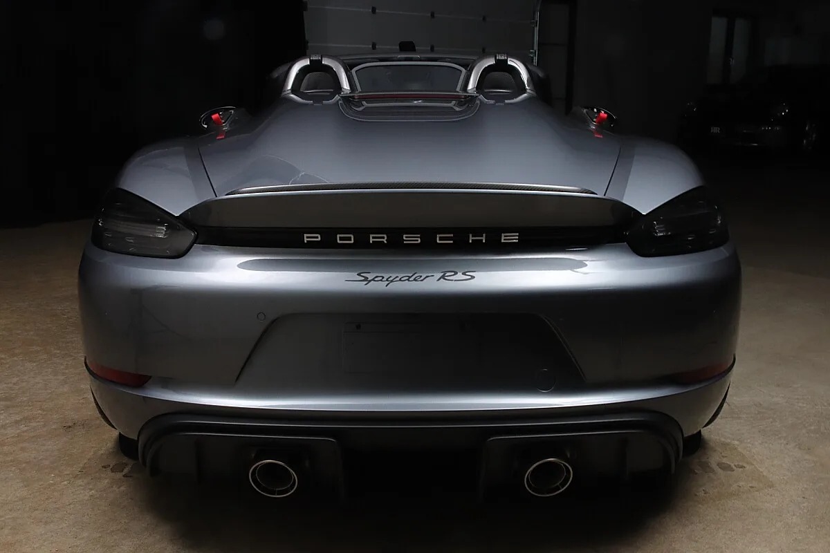 2024 Porsche 718 Spyder RS Weissach package offered by a specialist dealer in Unterweitersdorf, Austria, photo 6 of 15