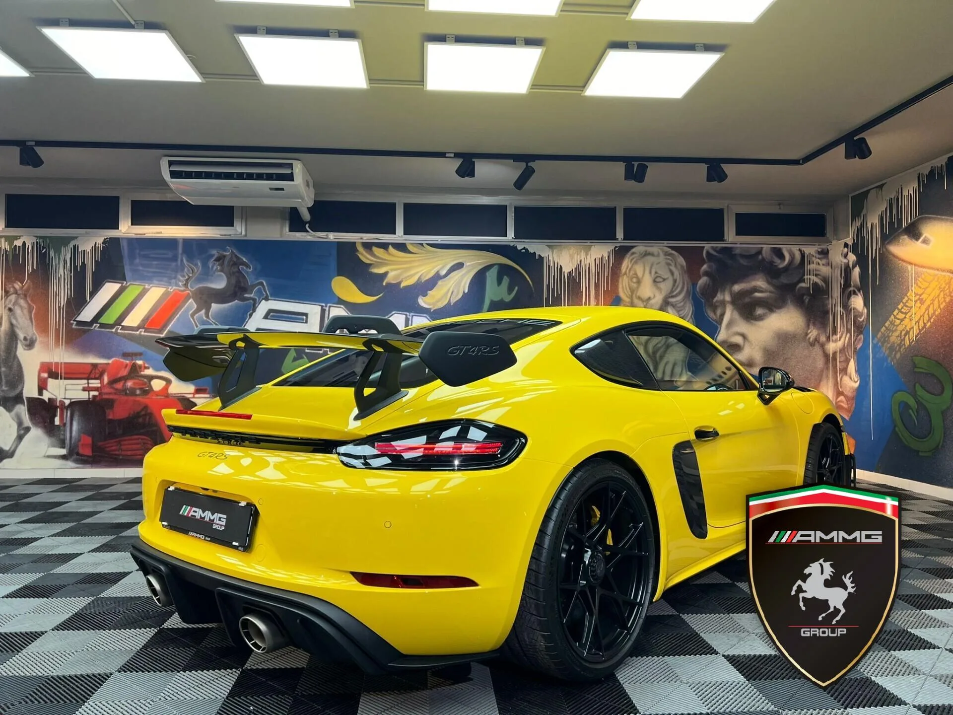 2024 Porsche 718 Cayman GT4 RS Weissach, 4/15