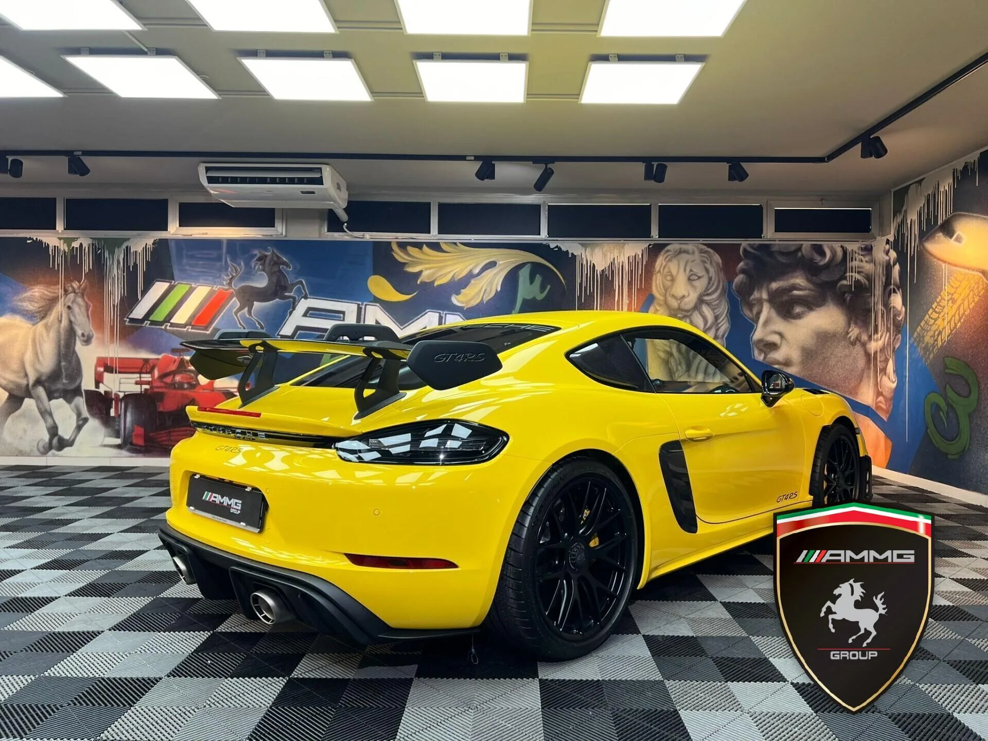 2024 Porsche 718 Cayman GT4 RS Weissach, 4/15