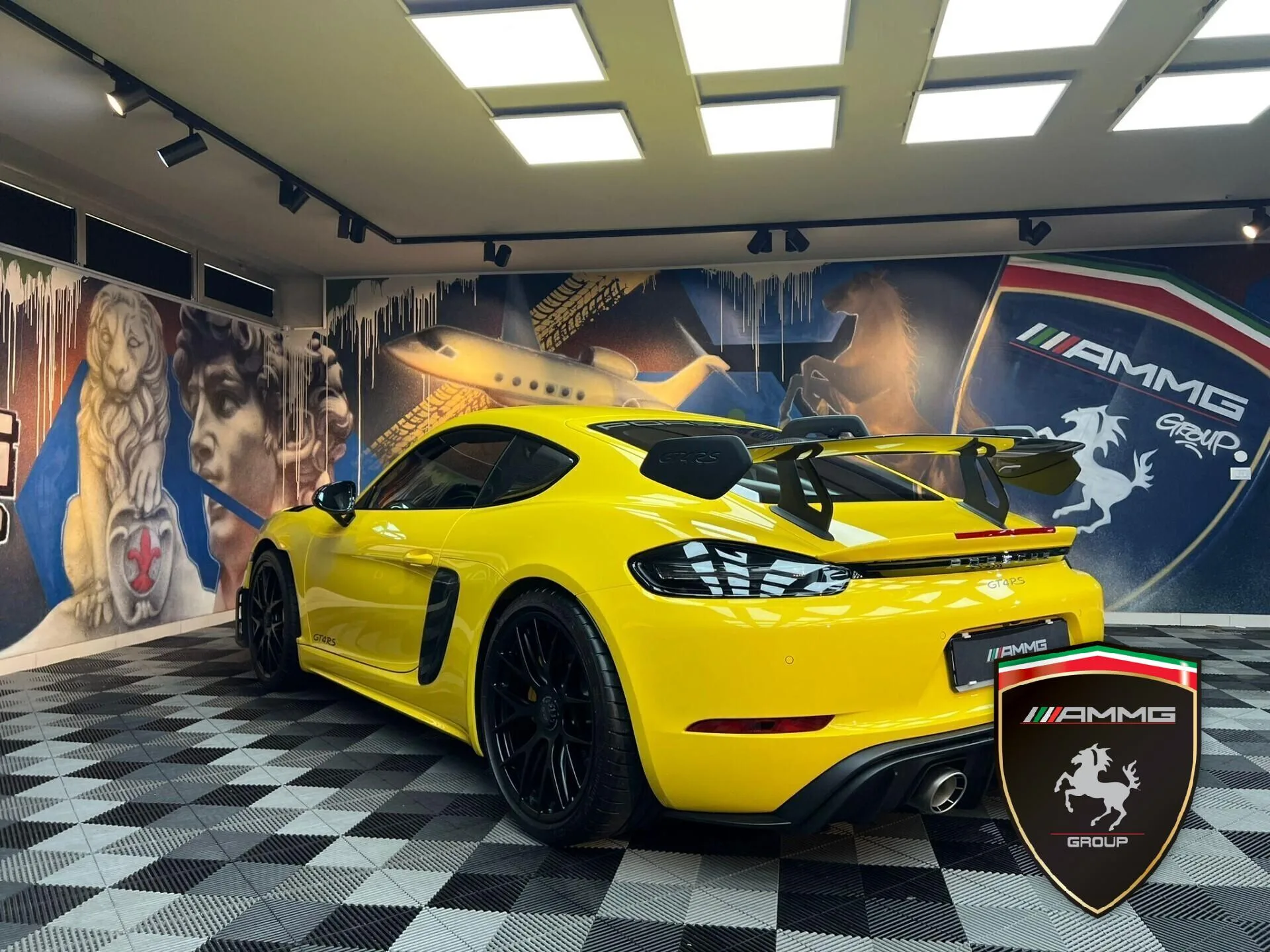2024 Porsche 718 Cayman GT4 RS Weissach, 6/15