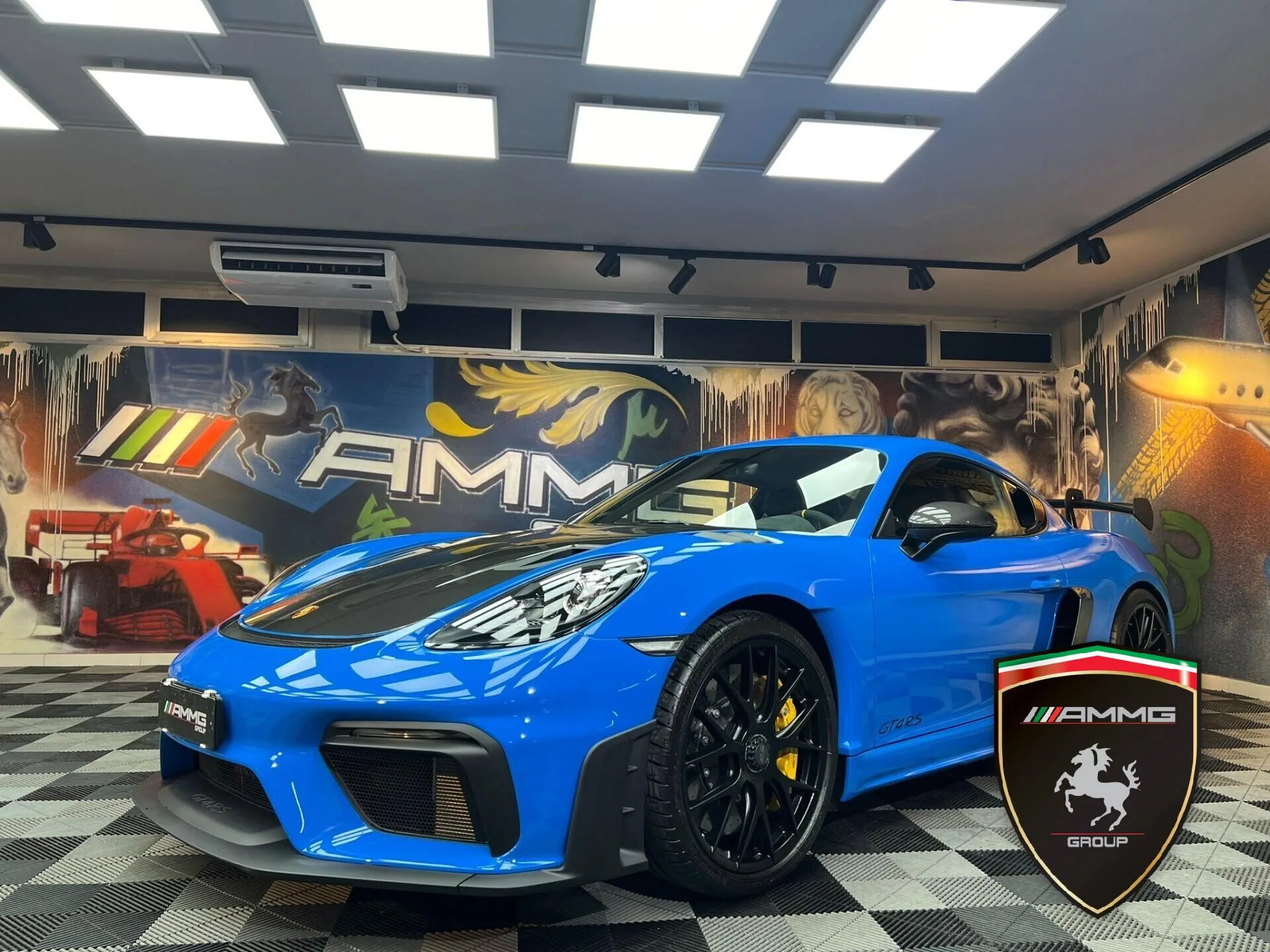 2024 Porsche 718 Cayman GT4 RS Weissach offered by a specialist dealer in Calenzano, Italy, main photo