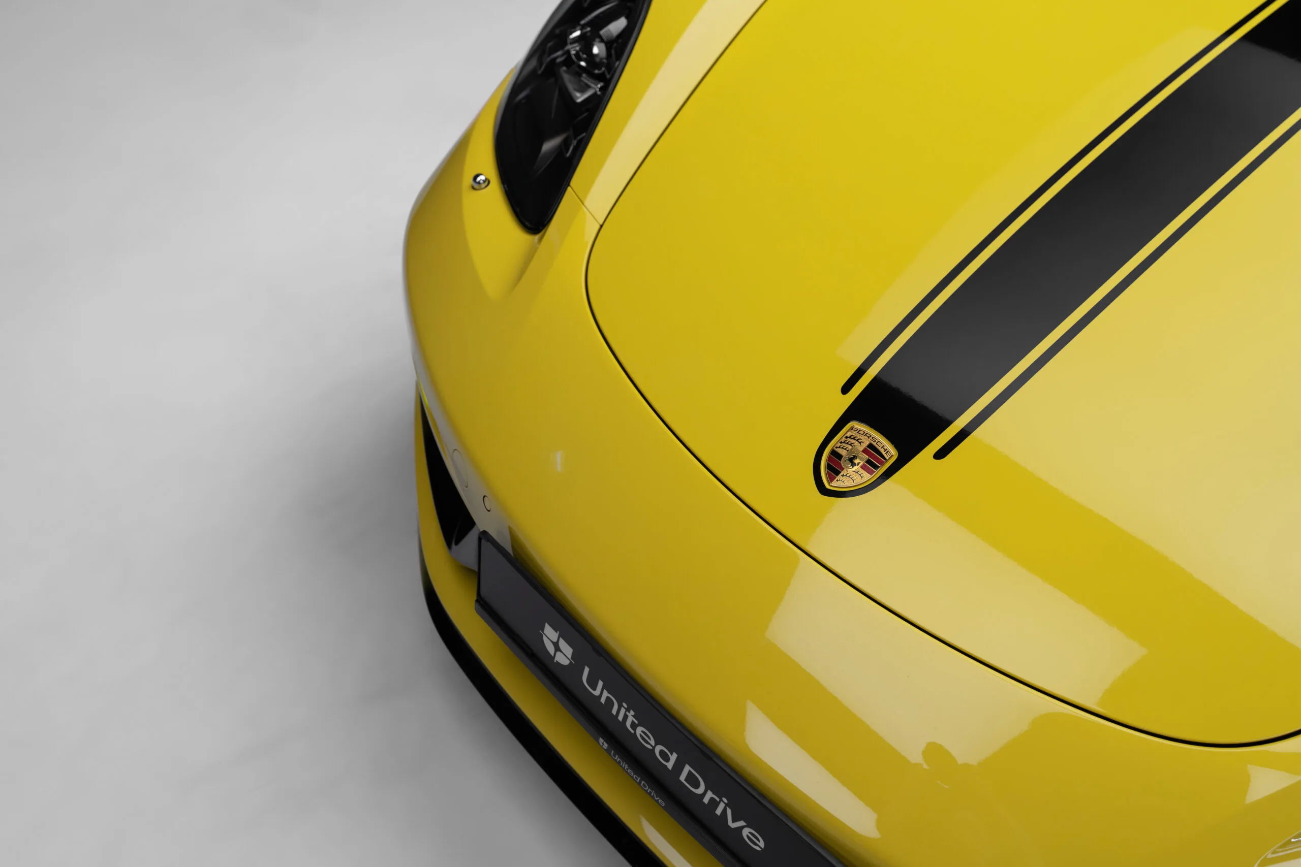 2024 Porsche 718 Cayman, 6/30