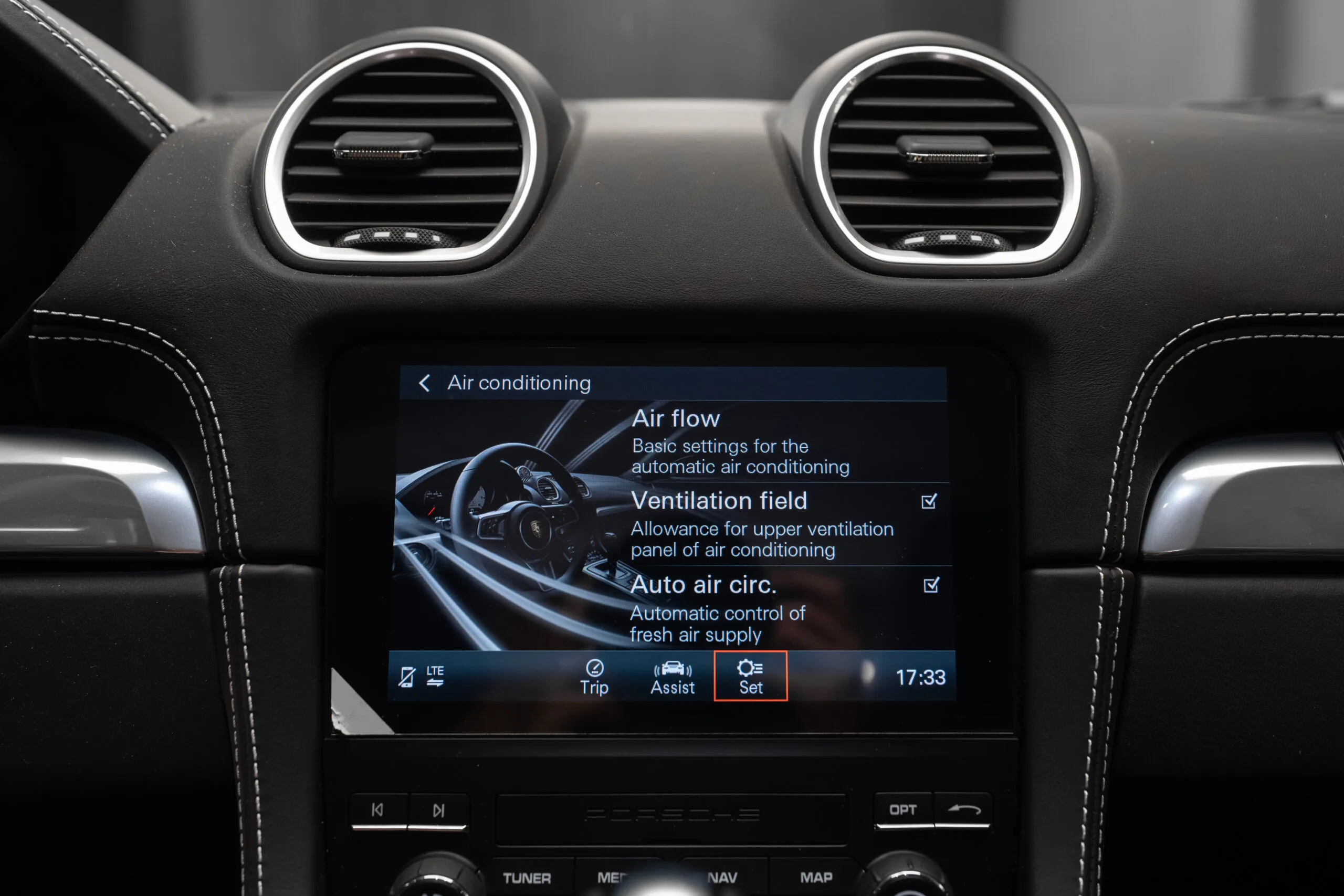 2024 Porsche 718 Cayman, 21/30