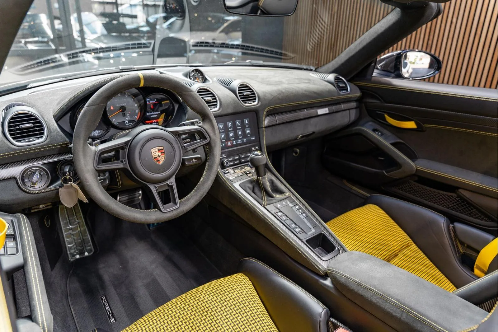2024 Porsche 718 Spyder RS Weissach, 6/30