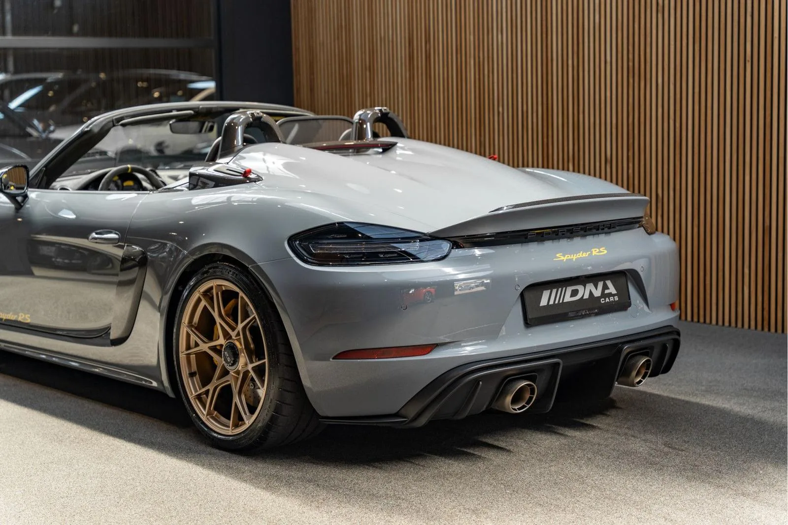 2024 Porsche 718 Spyder RS Weissach, 11/30