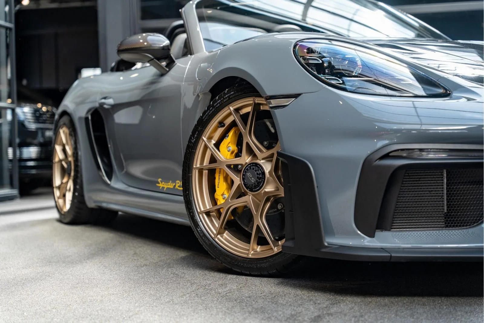 2024 Porsche 718 Spyder RS Weissach, 12/30