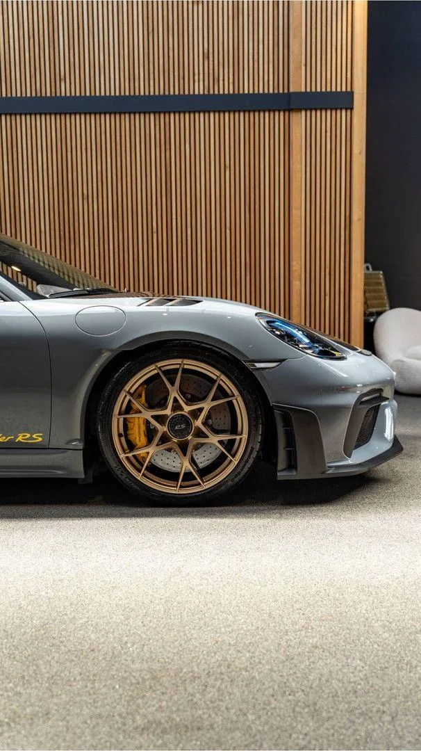 2024 Porsche 718 Spyder RS Weissach, 28/30