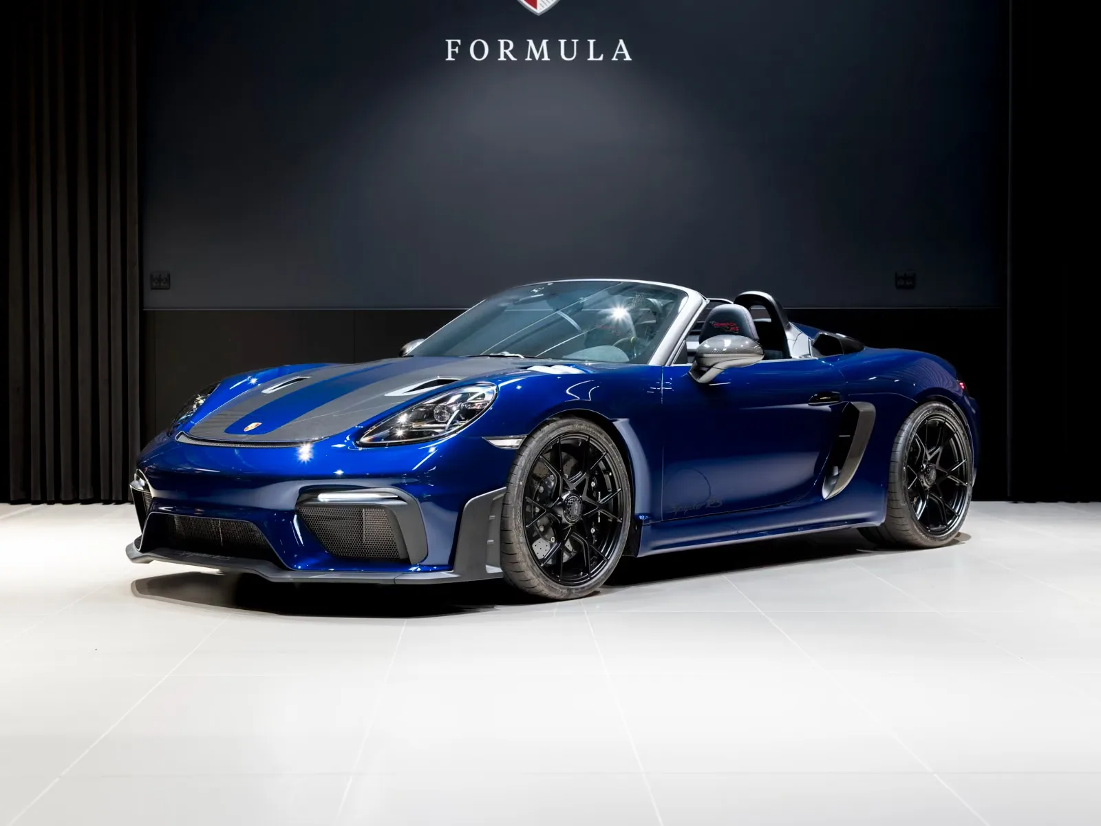2024 Porsche 718 Spyder RS proposée par un concessionnaire spécialisé à Kongens Lyngby, Danemark, photo principale