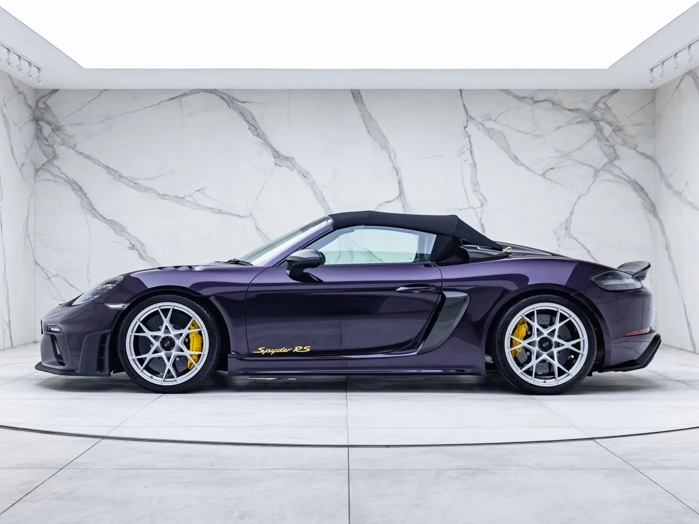 2024 Porsche 718 Spyder RS, 2/30
