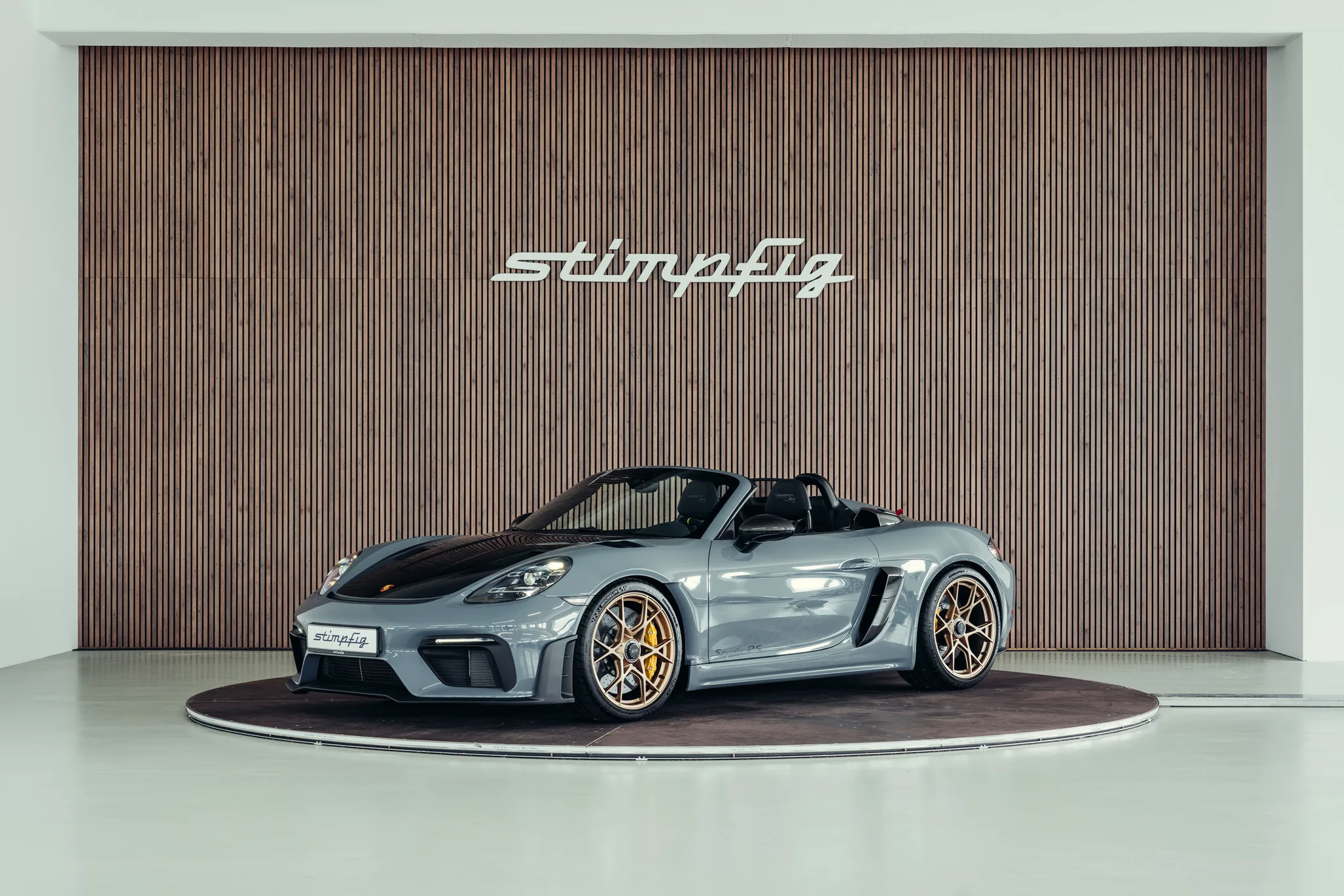 2024 Porsche 718 Spyder RS angeboten von einem Oldtimerspezialisten in Stuttgart, Deutschland, Hauptfoto