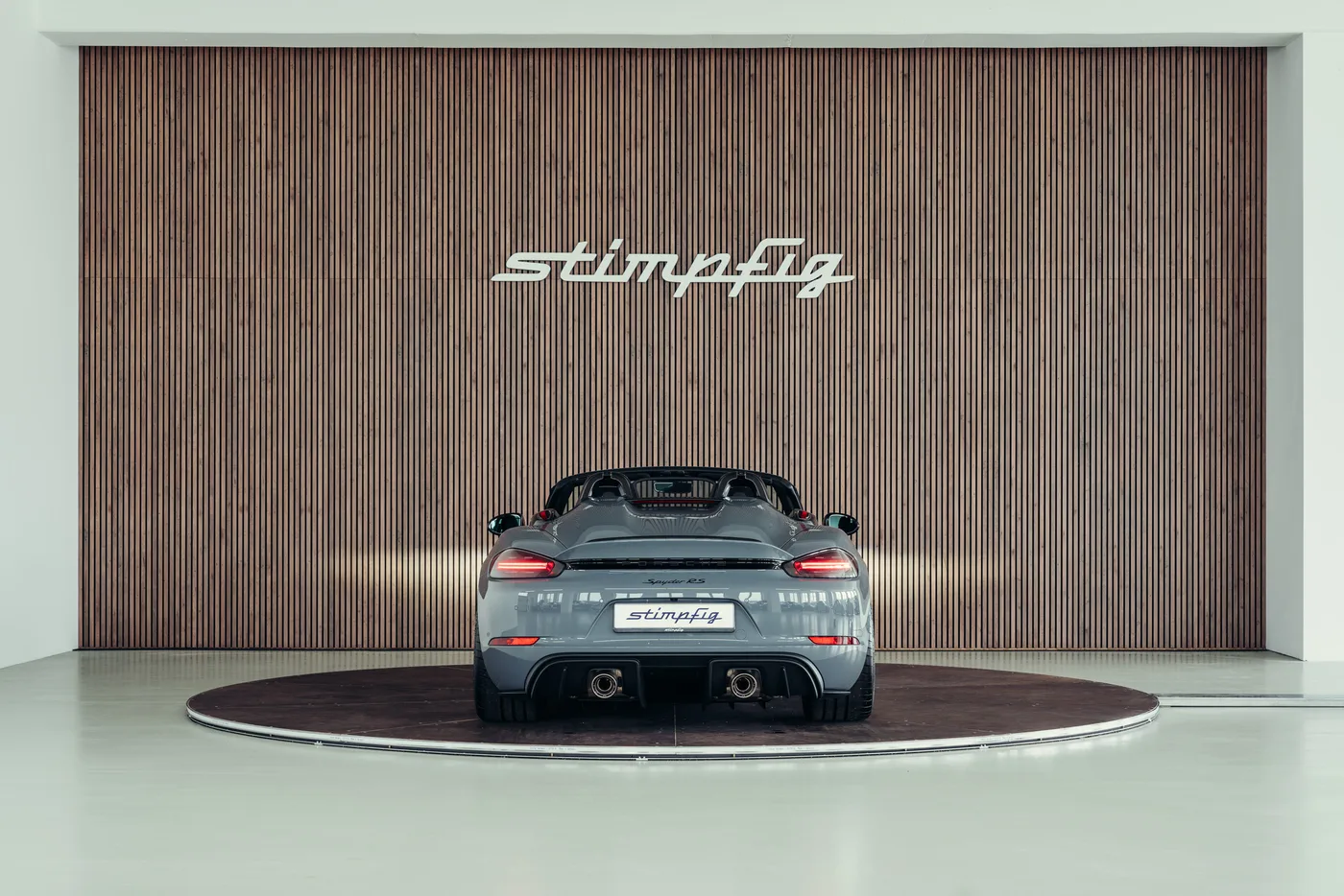 2024 Porsche 718 Spyder RS angeboten von einem Oldtimerspezialisten in Stuttgart, Deutschland, Foto 4 von 25