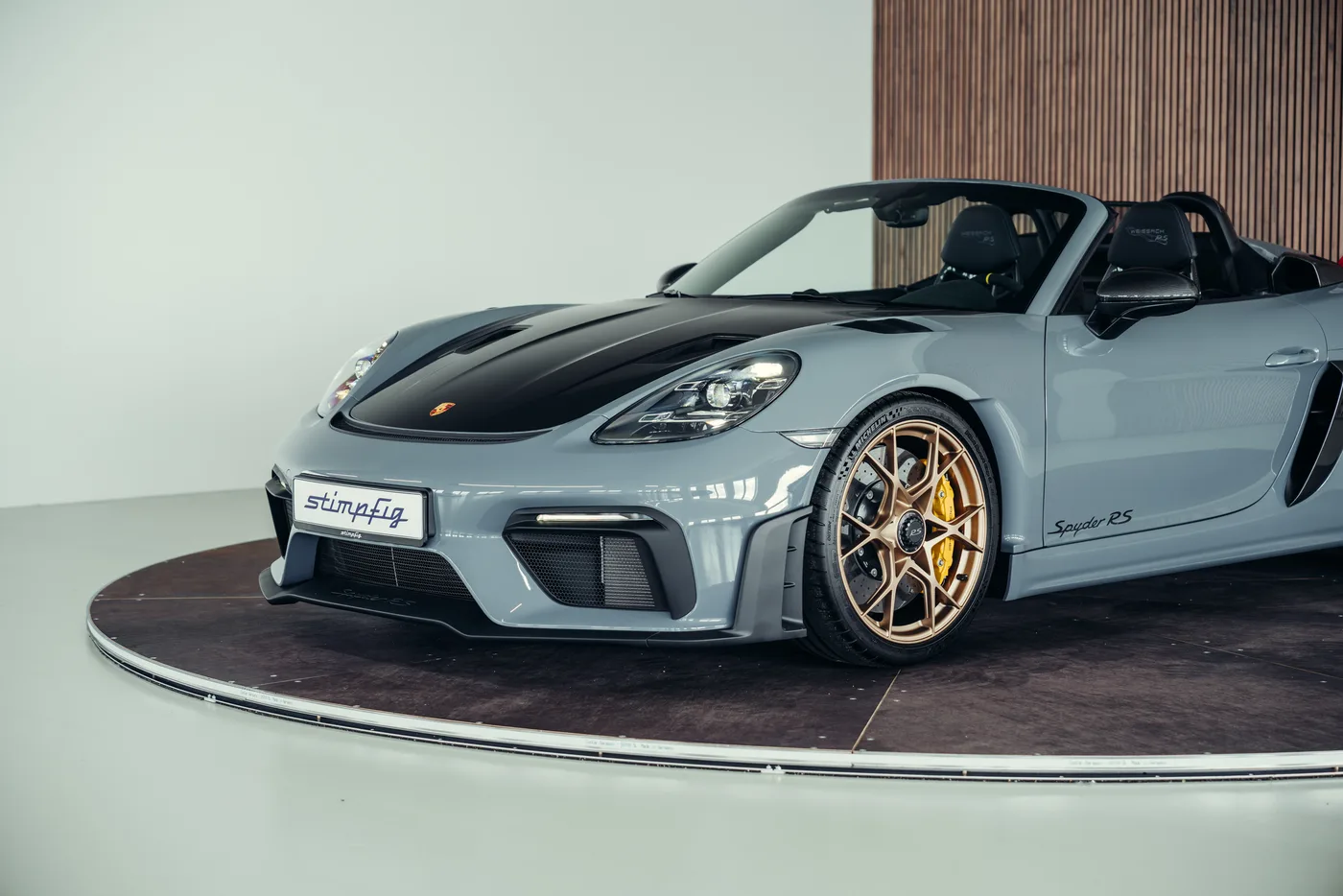 2024 Porsche 718 Spyder RS angeboten von einem Oldtimerspezialisten in Stuttgart, Deutschland, Foto 10 von 25