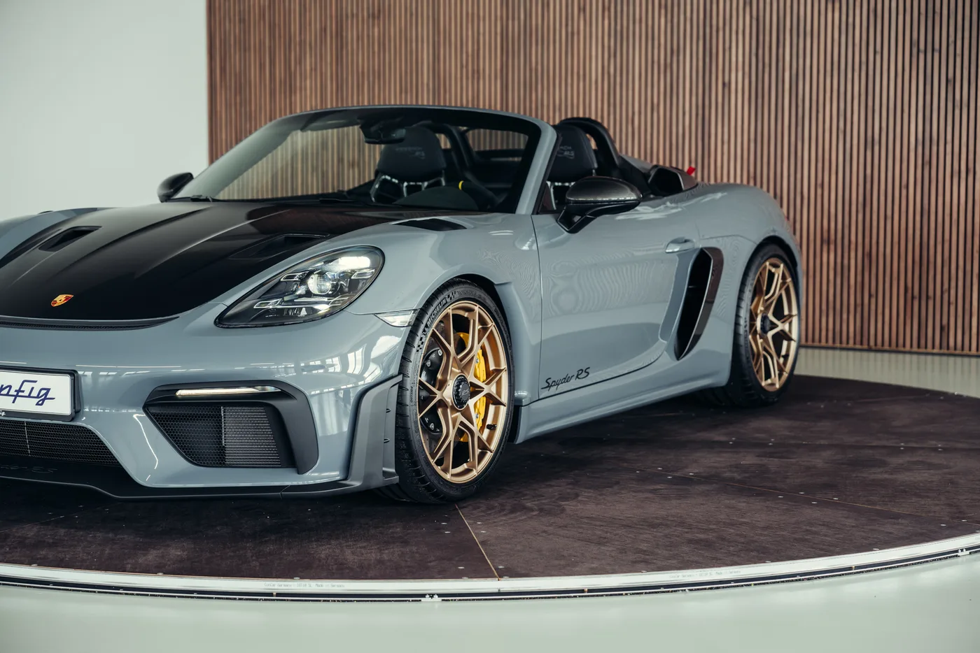 2024 Porsche 718 Spyder RS angeboten von einem Oldtimerspezialisten in Stuttgart, Deutschland, Foto 11 von 25