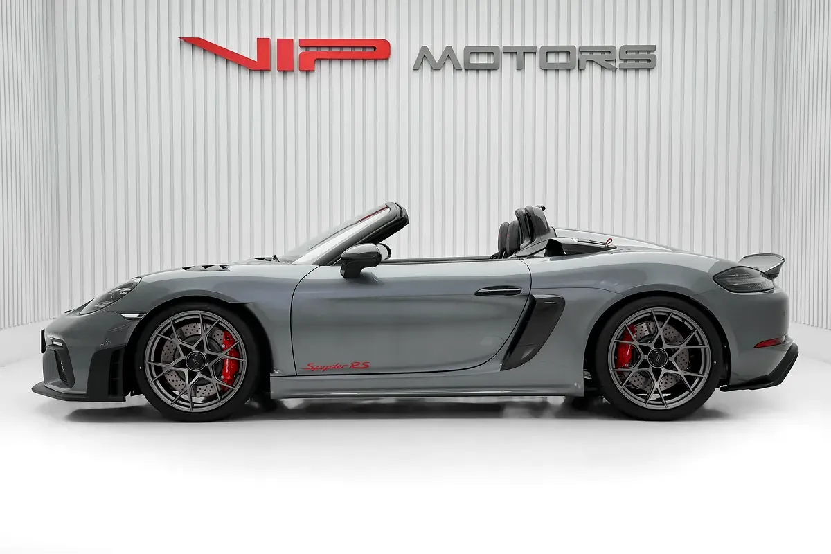 2024 Porsche 718 Spyder RS Weissach, 8/17