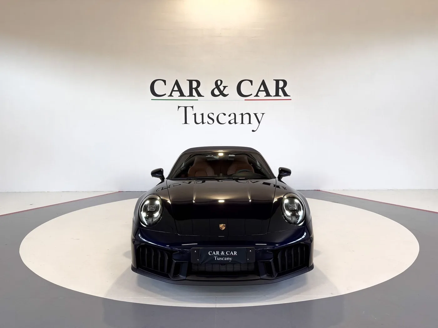 2024 Porsche 911 Carrera 4 GTS Cabriolet offered by a specialist dealer in Lucca, Italy, photo 3 of 25