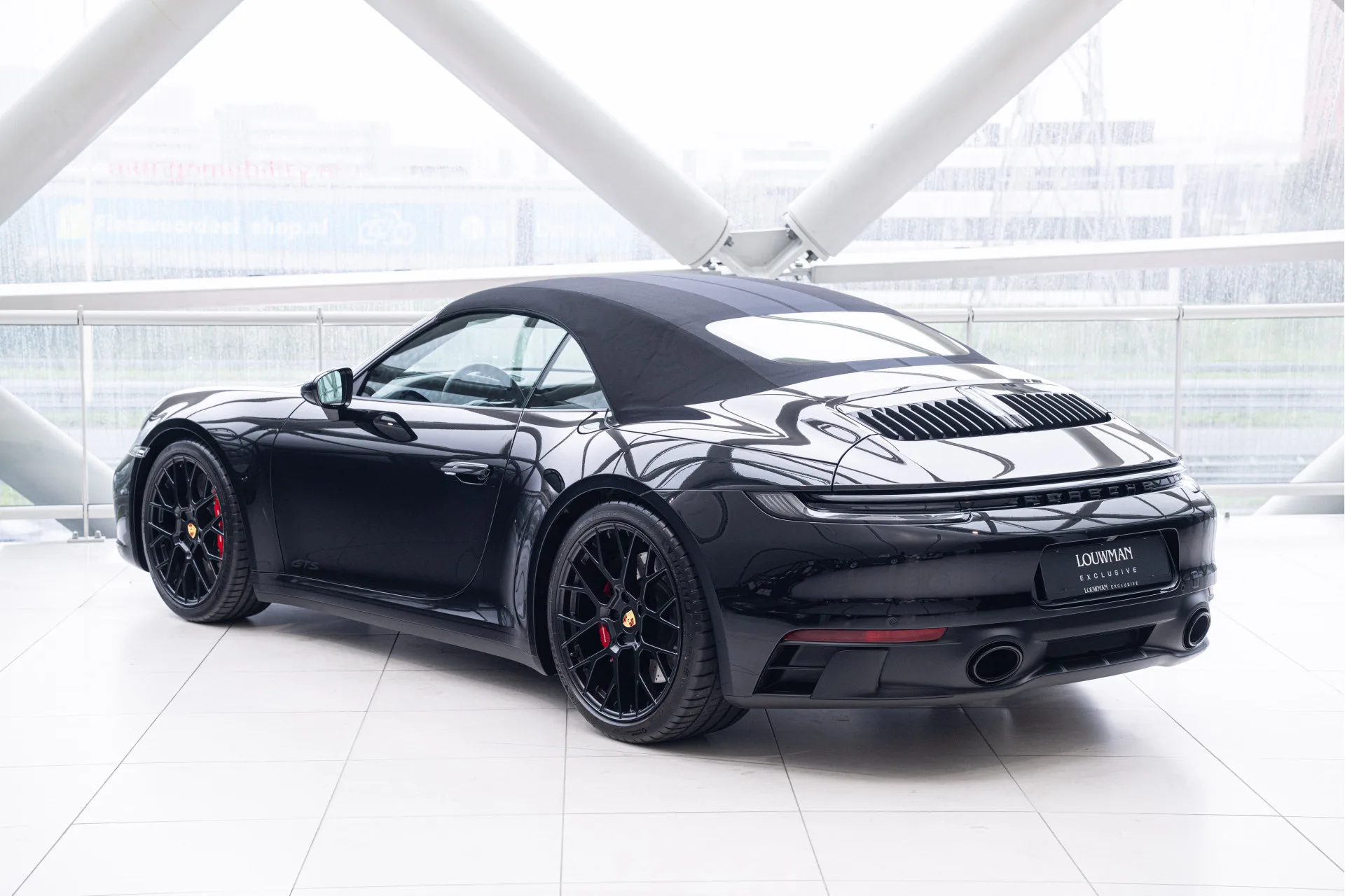 2024 Porsche 911 Carrera 4 GTS Cabriolet, 9/30