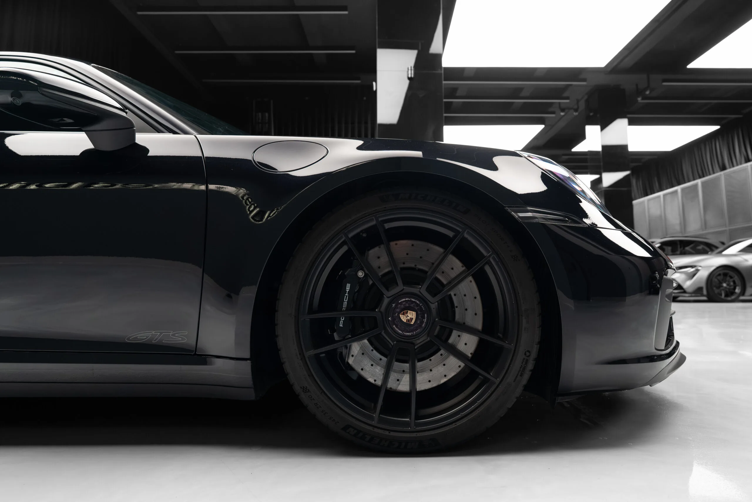 2024 Porsche 911 Carrera 4 GTS, 5/30