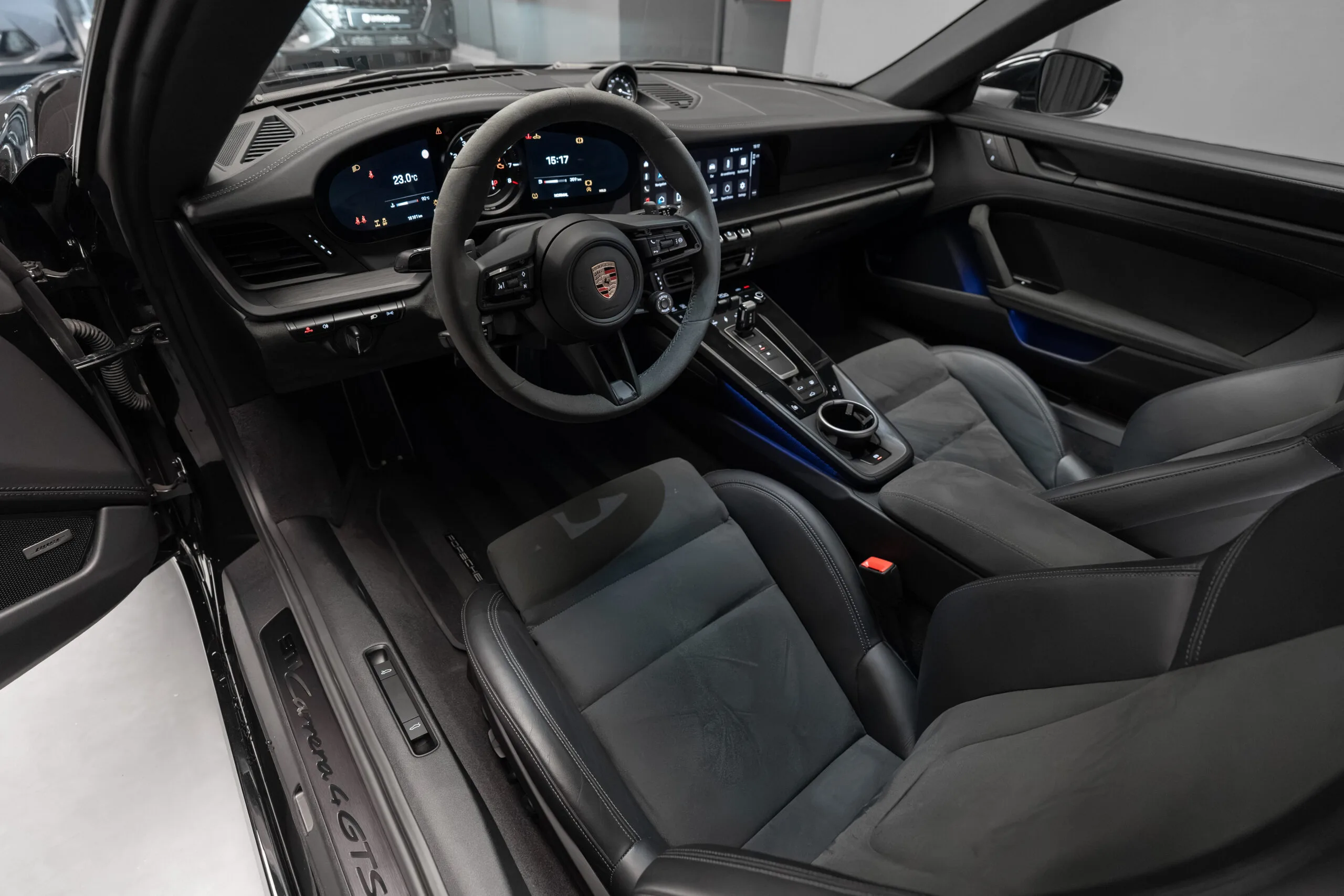 2024 Porsche 911 Carrera 4 GTS, 16/30