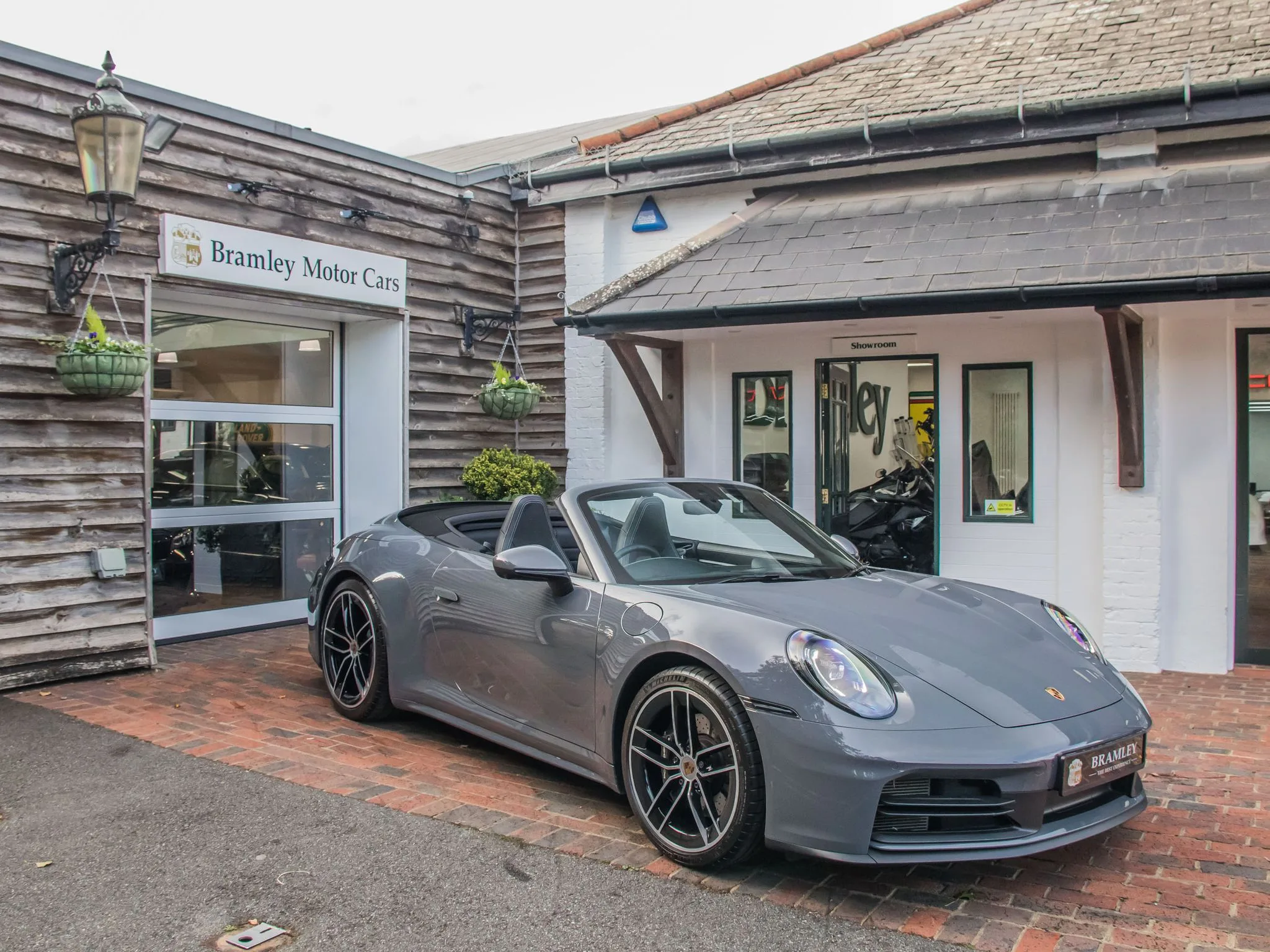 2024 Porsche 911 Carrera Cabriolet, 2/22