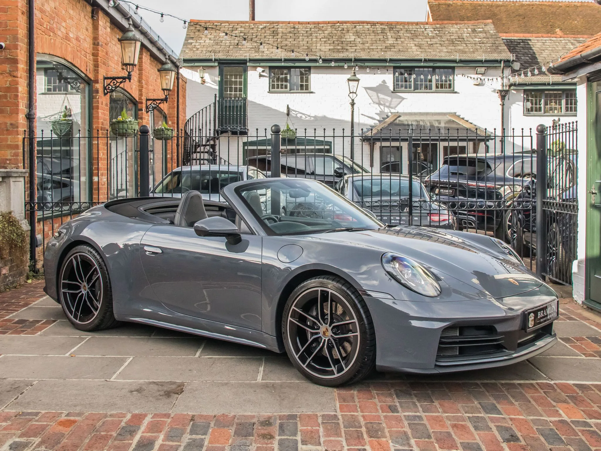 2024 Porsche 911 Carrera Cabriolet, 4/22