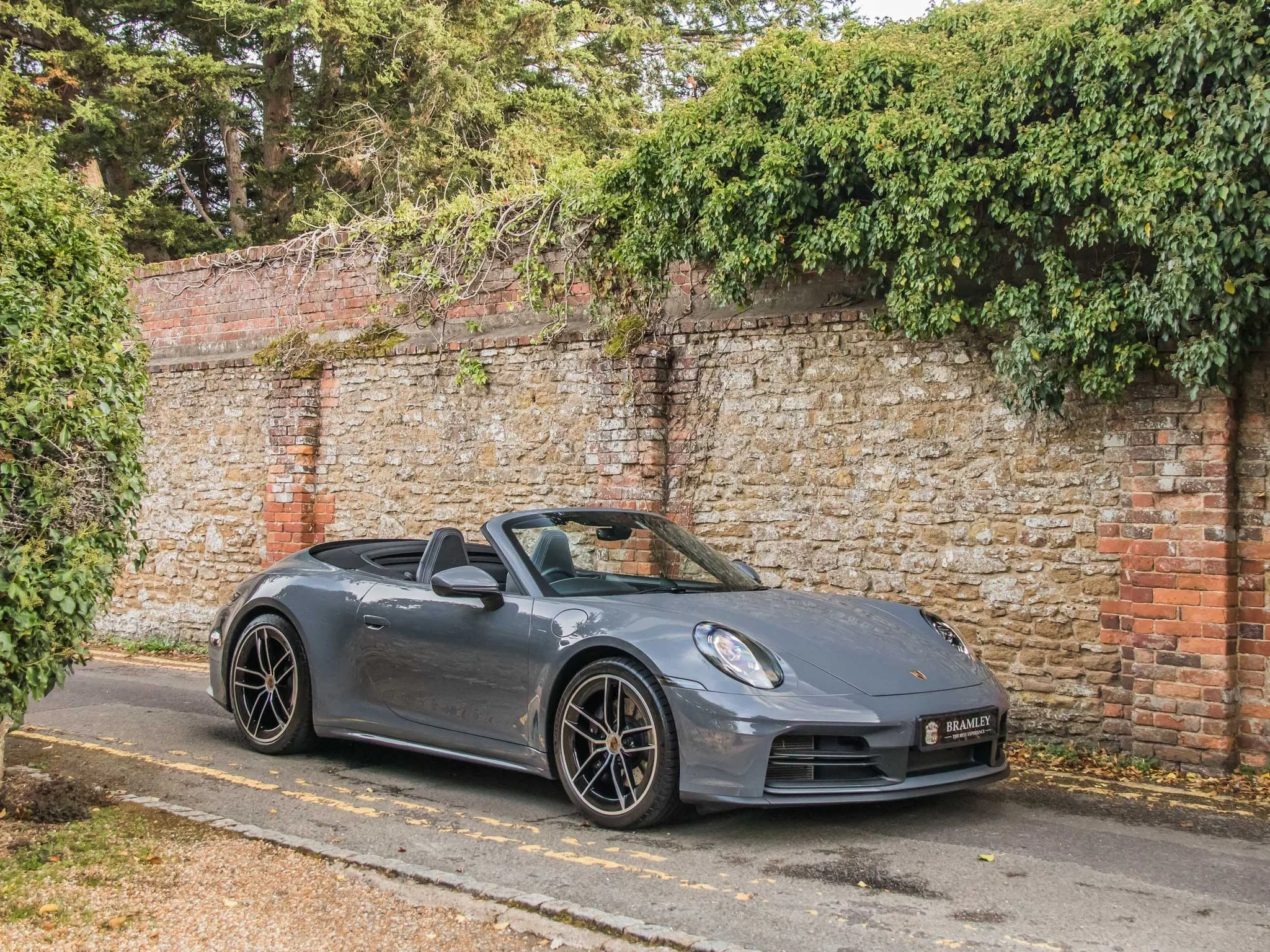 2024 Porsche 911 Carrera Cabriolet, 12/22