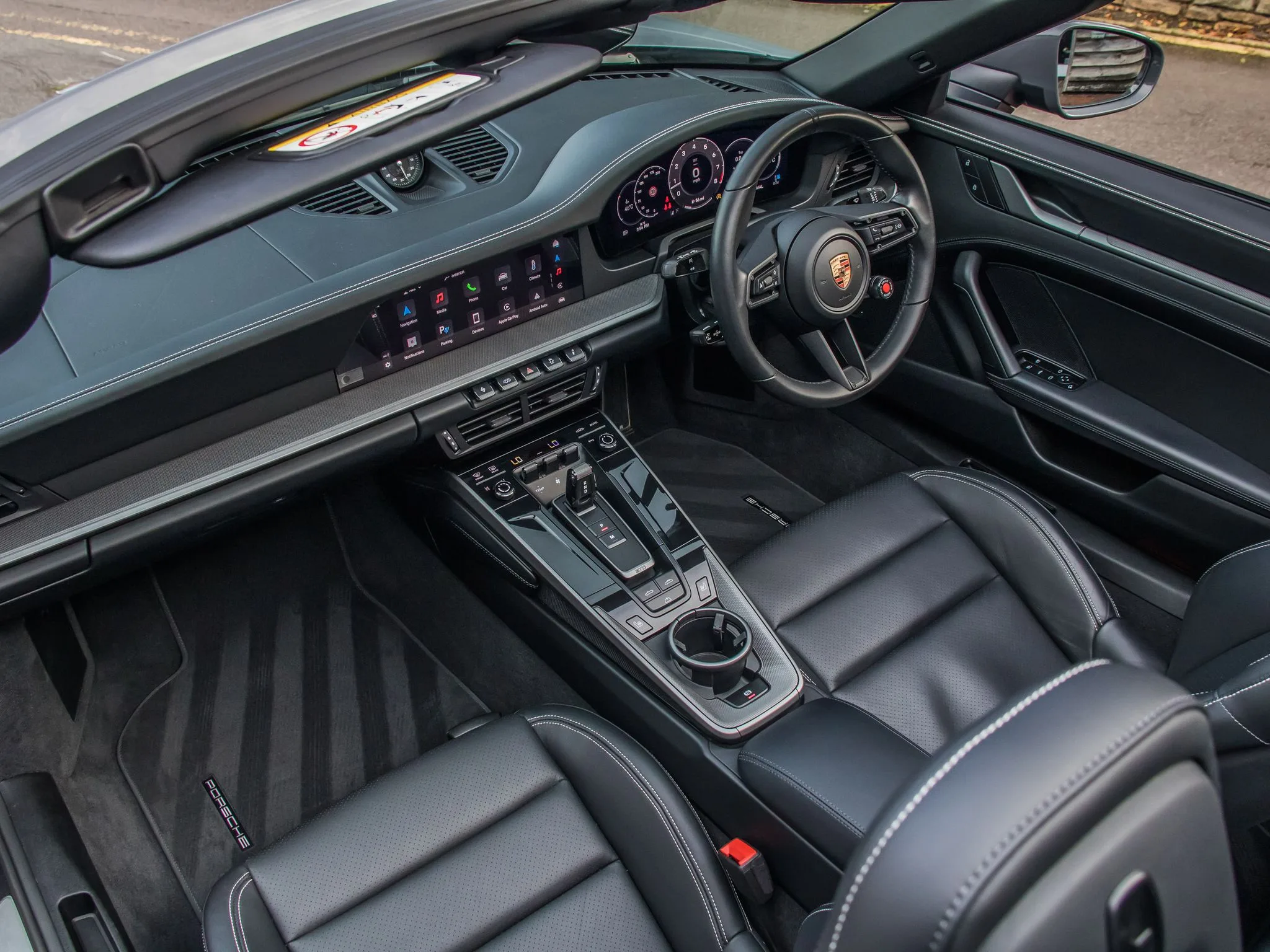2024 Porsche 911 Carrera Cabriolet, 21/22