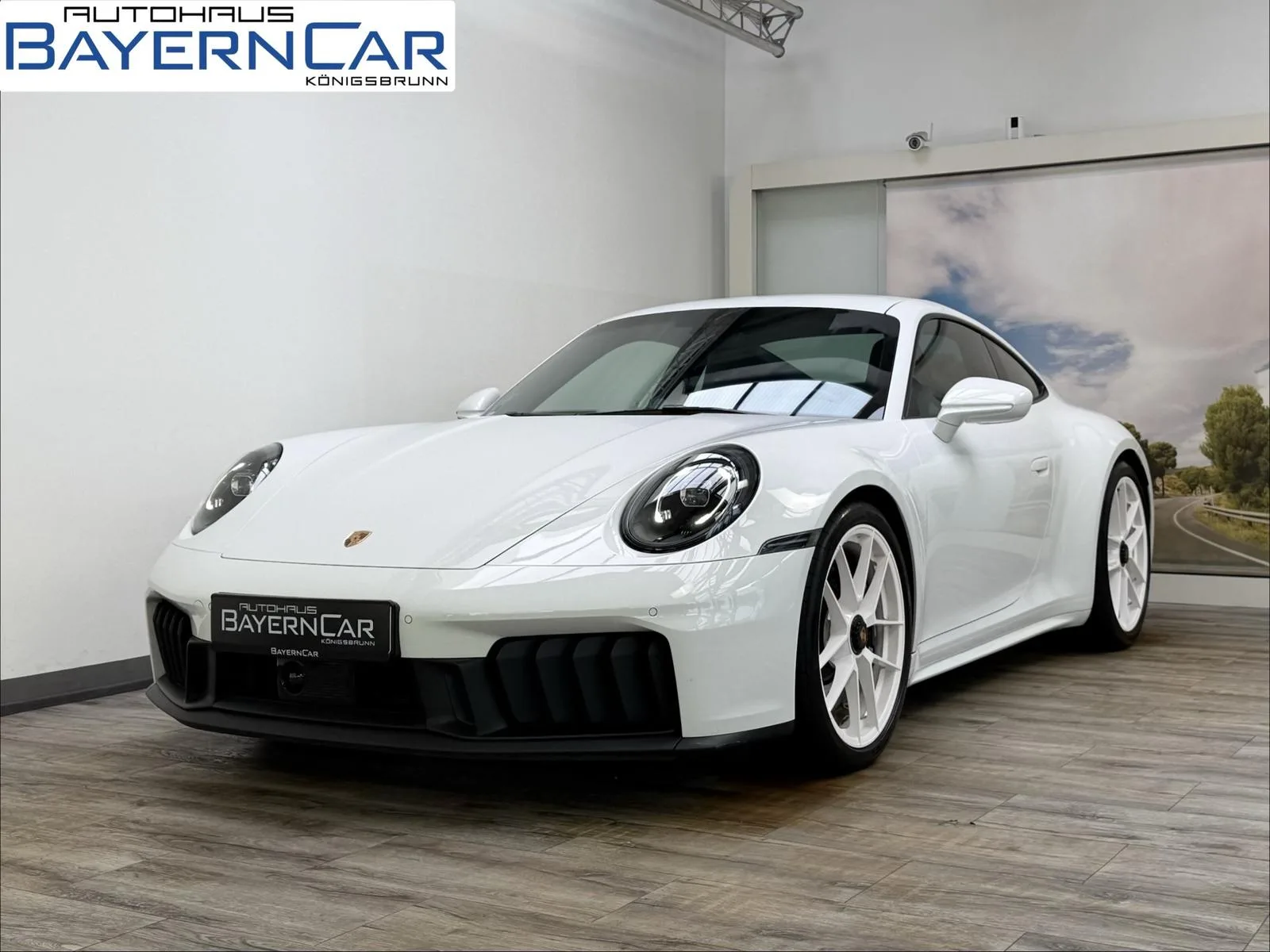 2024 Porsche 911 Carrera GTS angeboten von einem Fachhändler in Königsbrunn, Deutschland, Hauptfoto