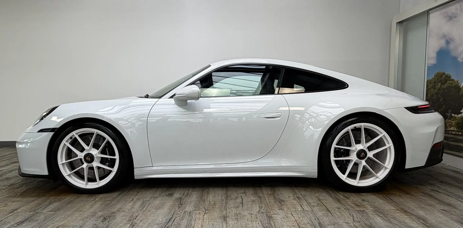 2024 Porsche 911 Carrera GTS, 3/24