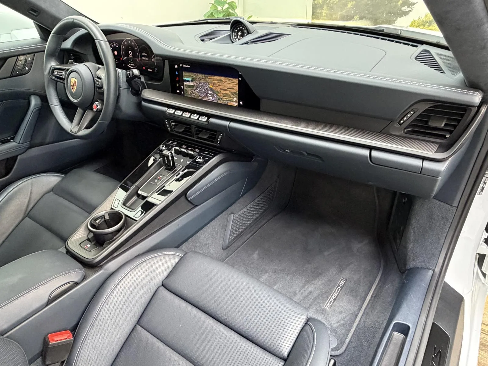 2024 Porsche 911 Carrera GTS, 16/24