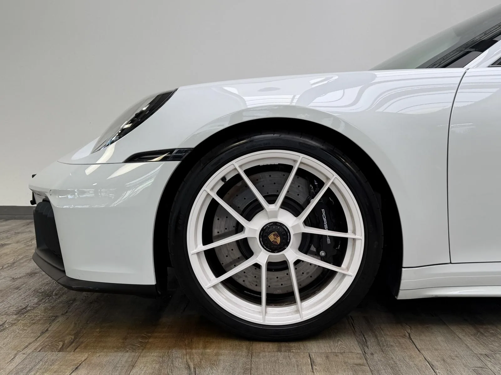 2024 Porsche 911 Carrera GTS, 21/24