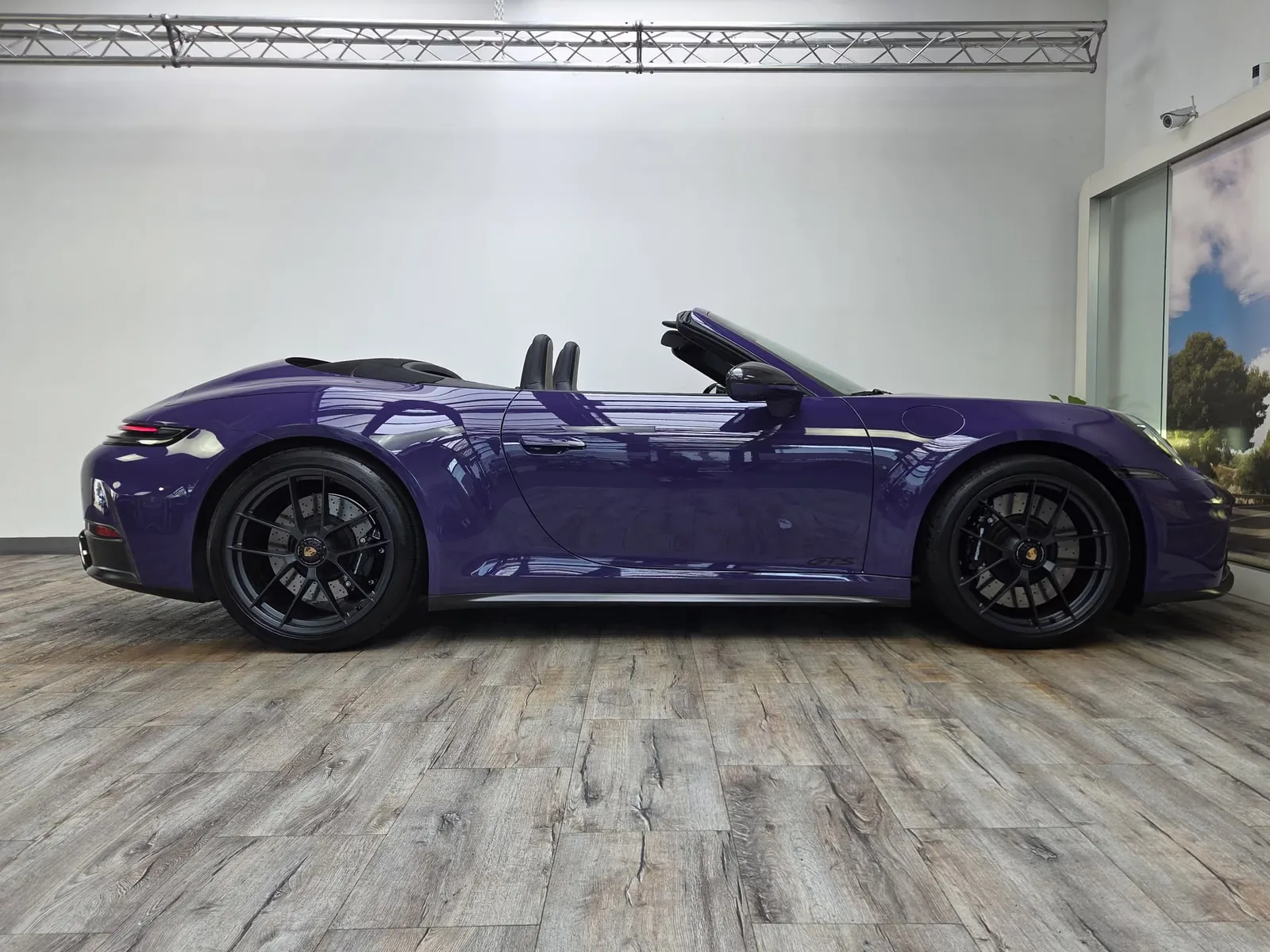 2024 Porsche 911 Carrera GTS Cabriolet, 4/30