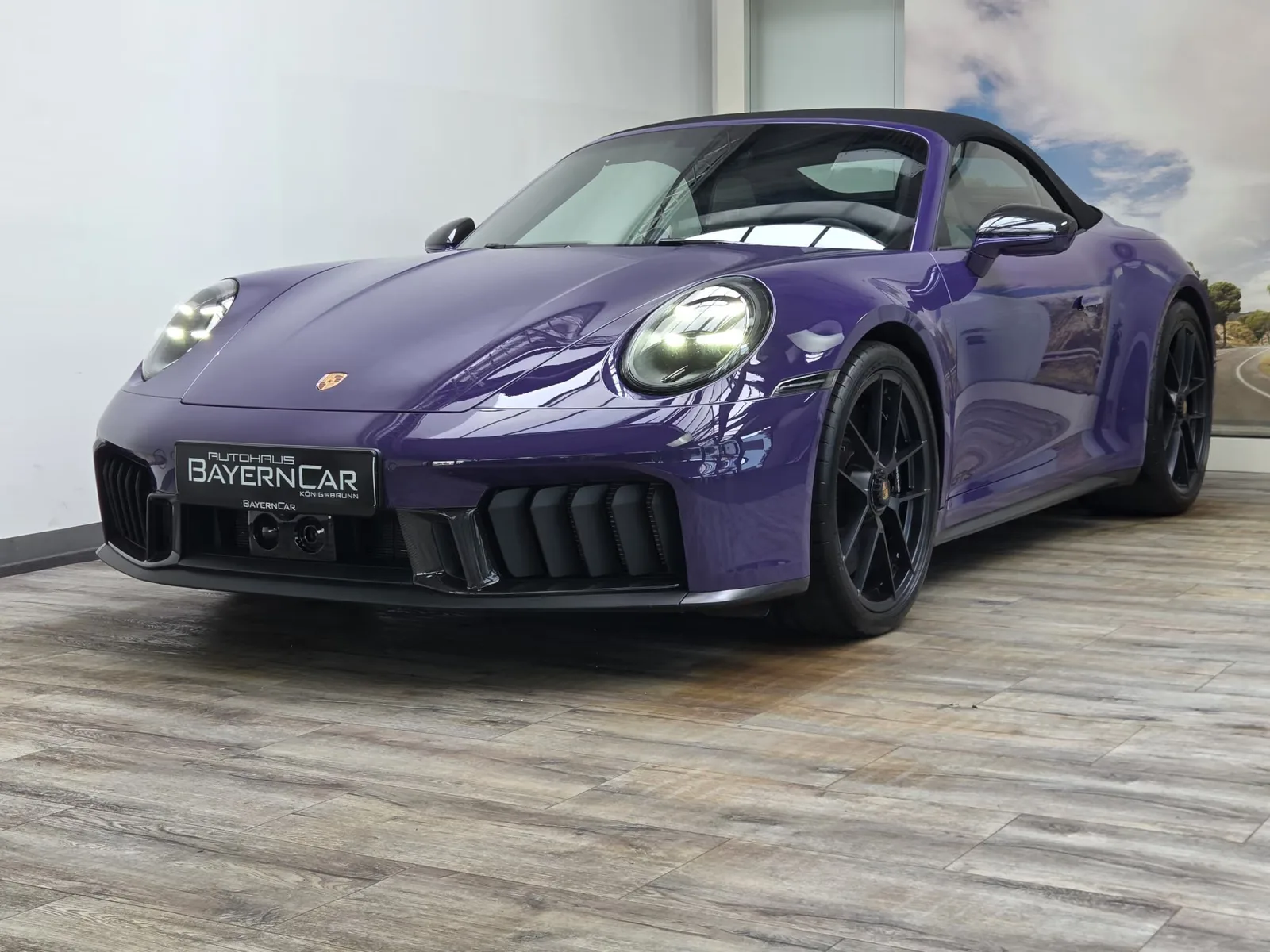 2024 Porsche 911 Carrera GTS Cabriolet, 8/30