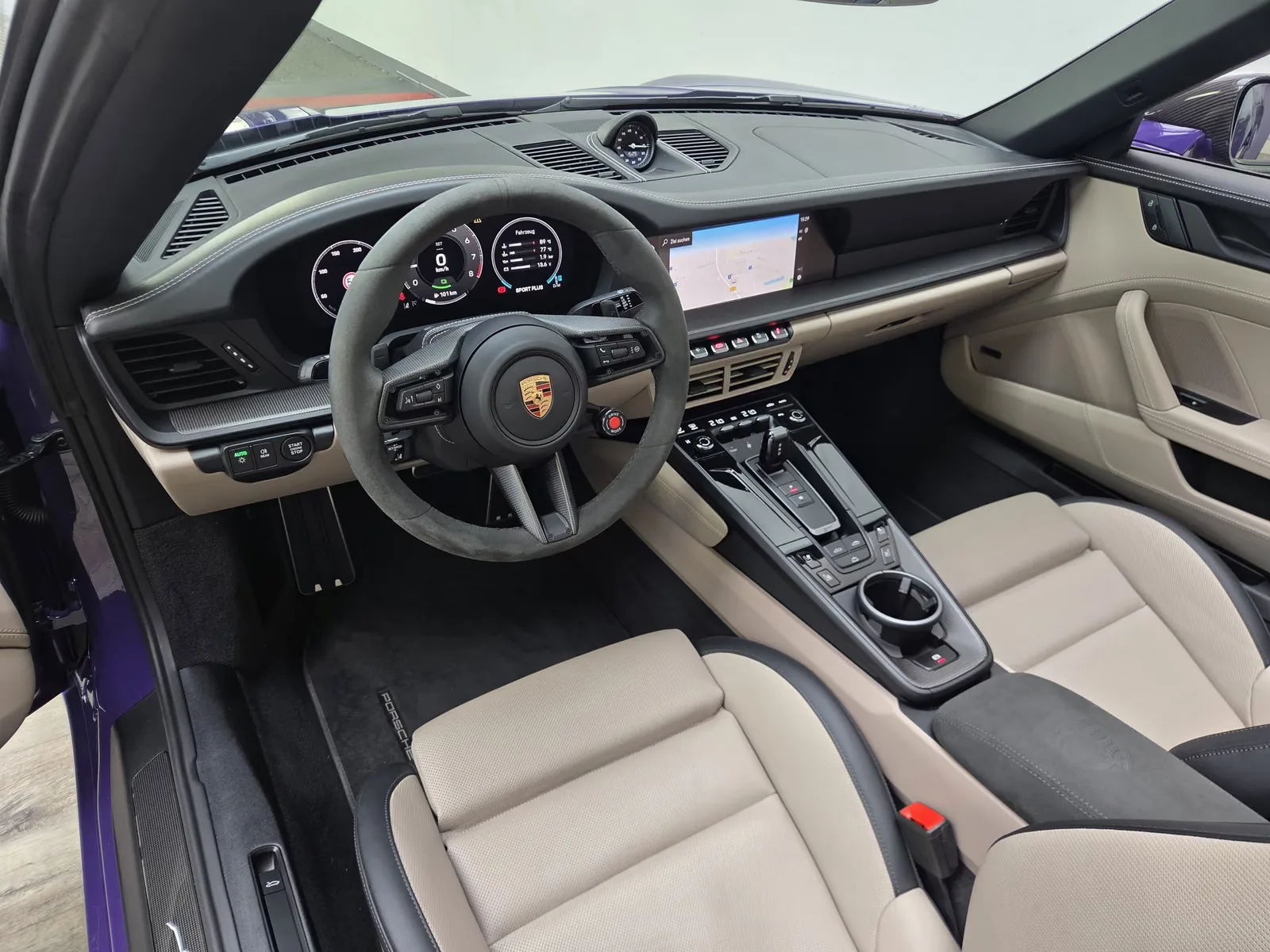 2024 Porsche 911 Carrera GTS Cabriolet, 14/30