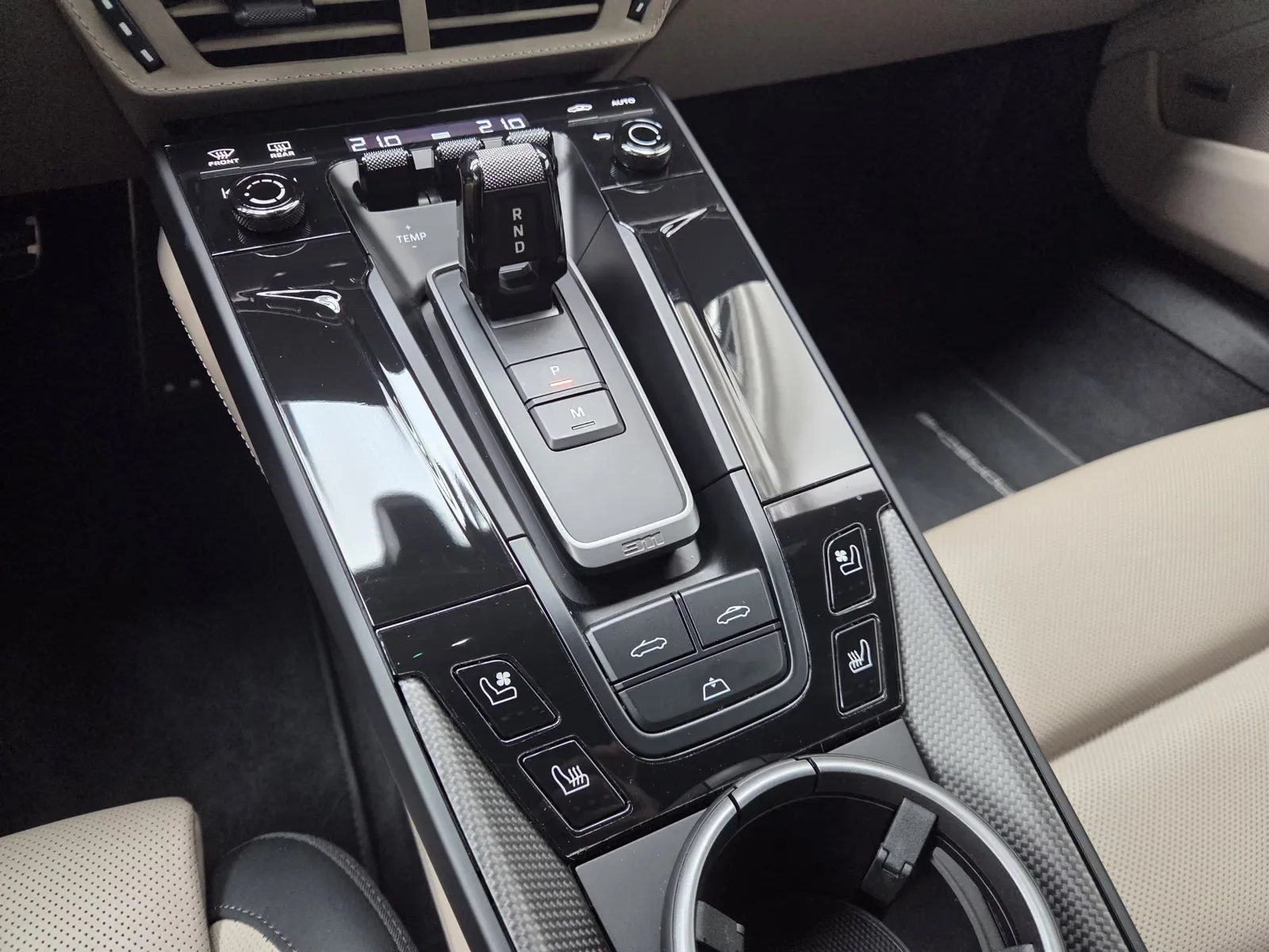 2024 Porsche 911 Carrera GTS Cabriolet, 17/30