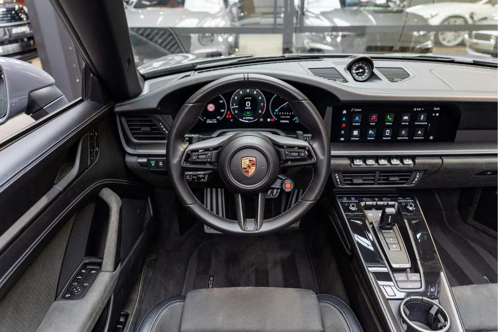 2024 Porsche 911 Carrera GTS Cabriolet T-Hybrid, 7/30