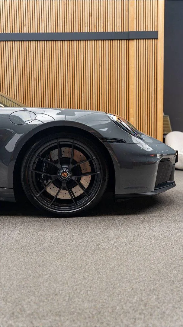 2024 Porsche 911 Carrera GTS Cabriolet T-Hybrid, 22/30