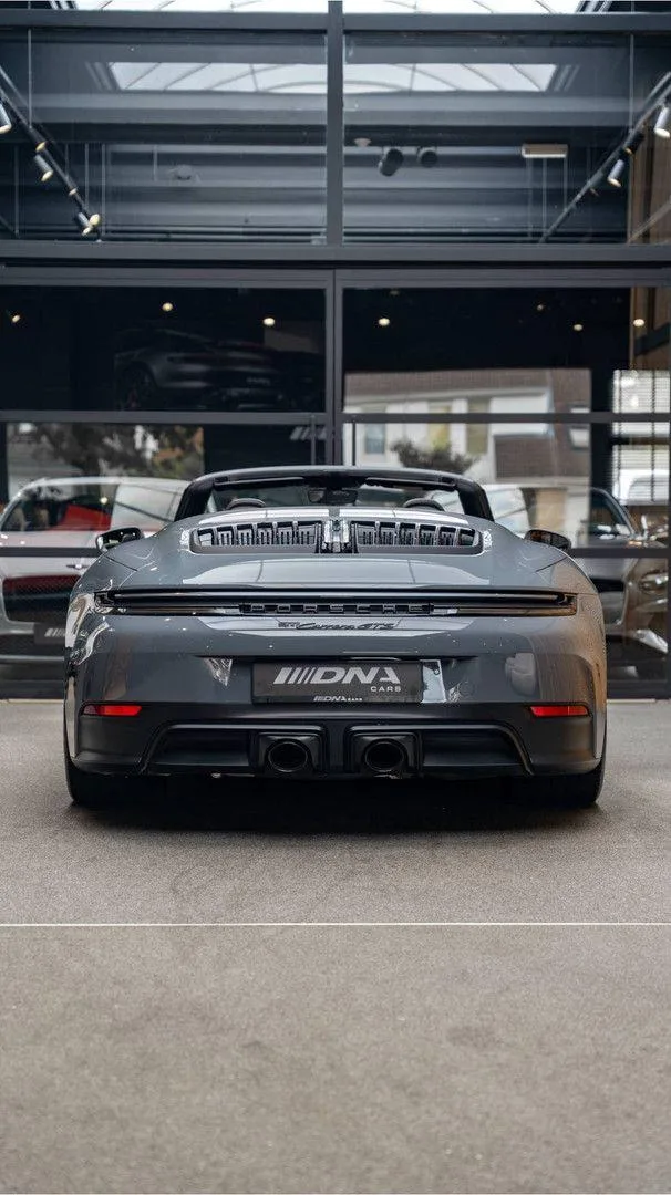 2024 Porsche 911 Carrera GTS Cabriolet T-Hybrid, 24/30