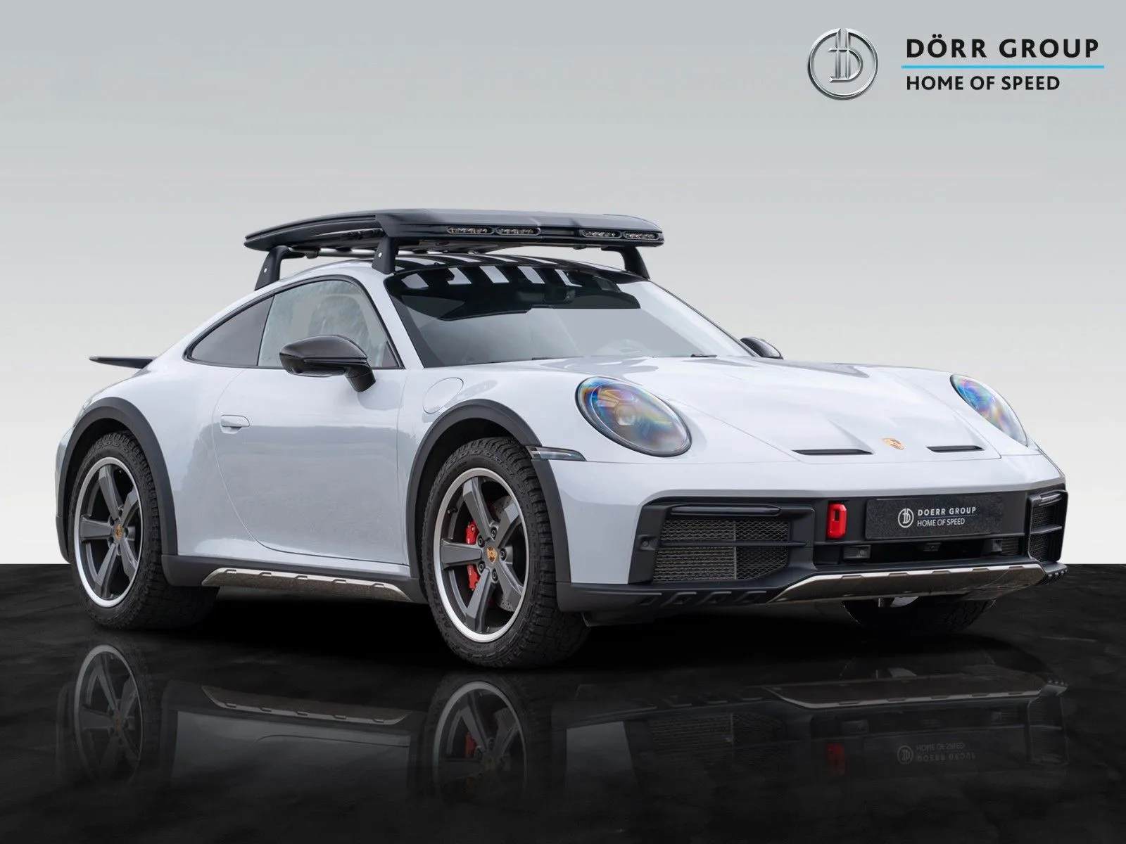 2024 Porsche 911 Dakar proposée par un concessionnaire agréé à Hockenheim, Allemagne, photo principale