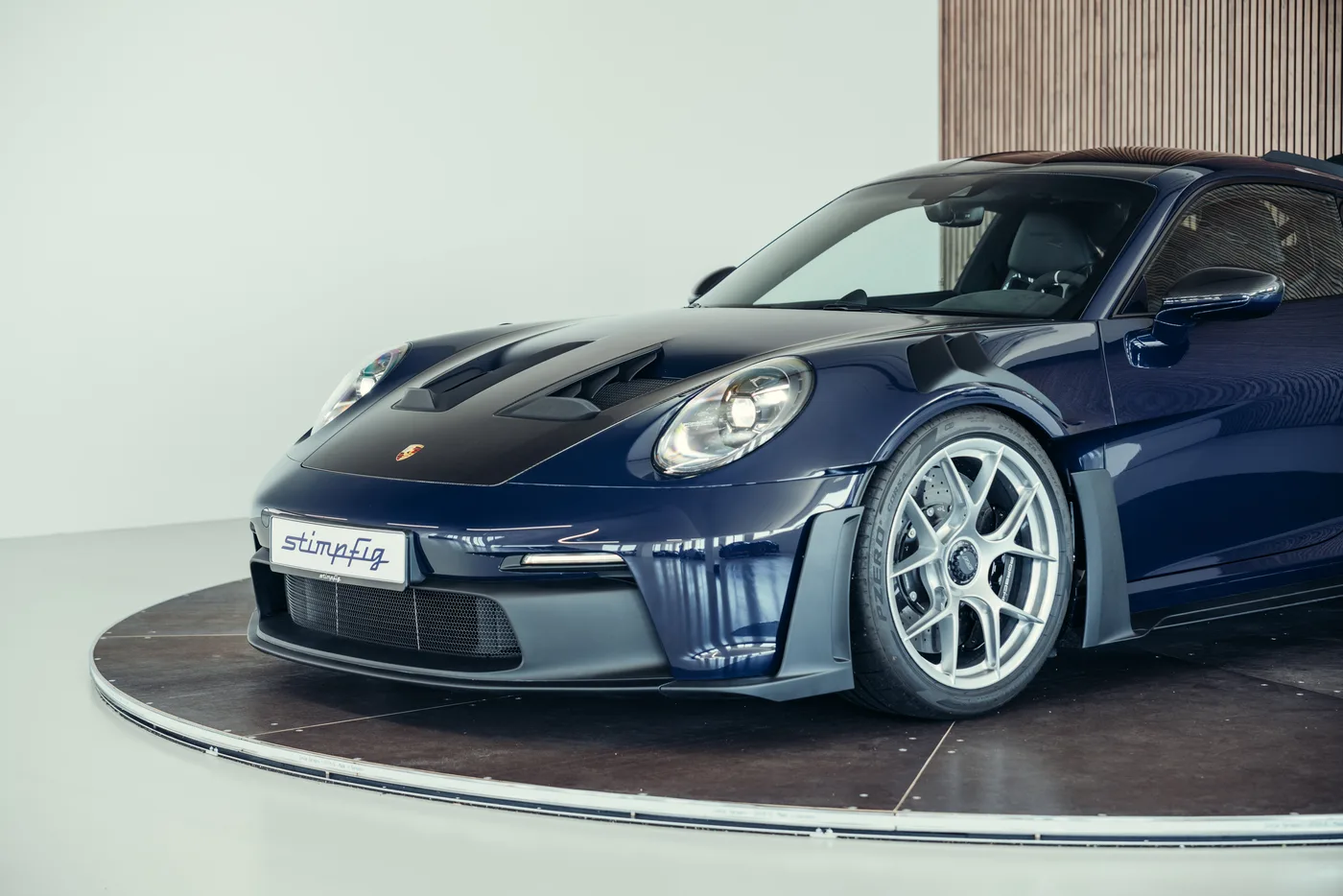 2024 Porsche 911 GT3 RS proposée par un spécialiste de la voiture de collection à Stuttgart, Allemagne, photo 10 sur 25