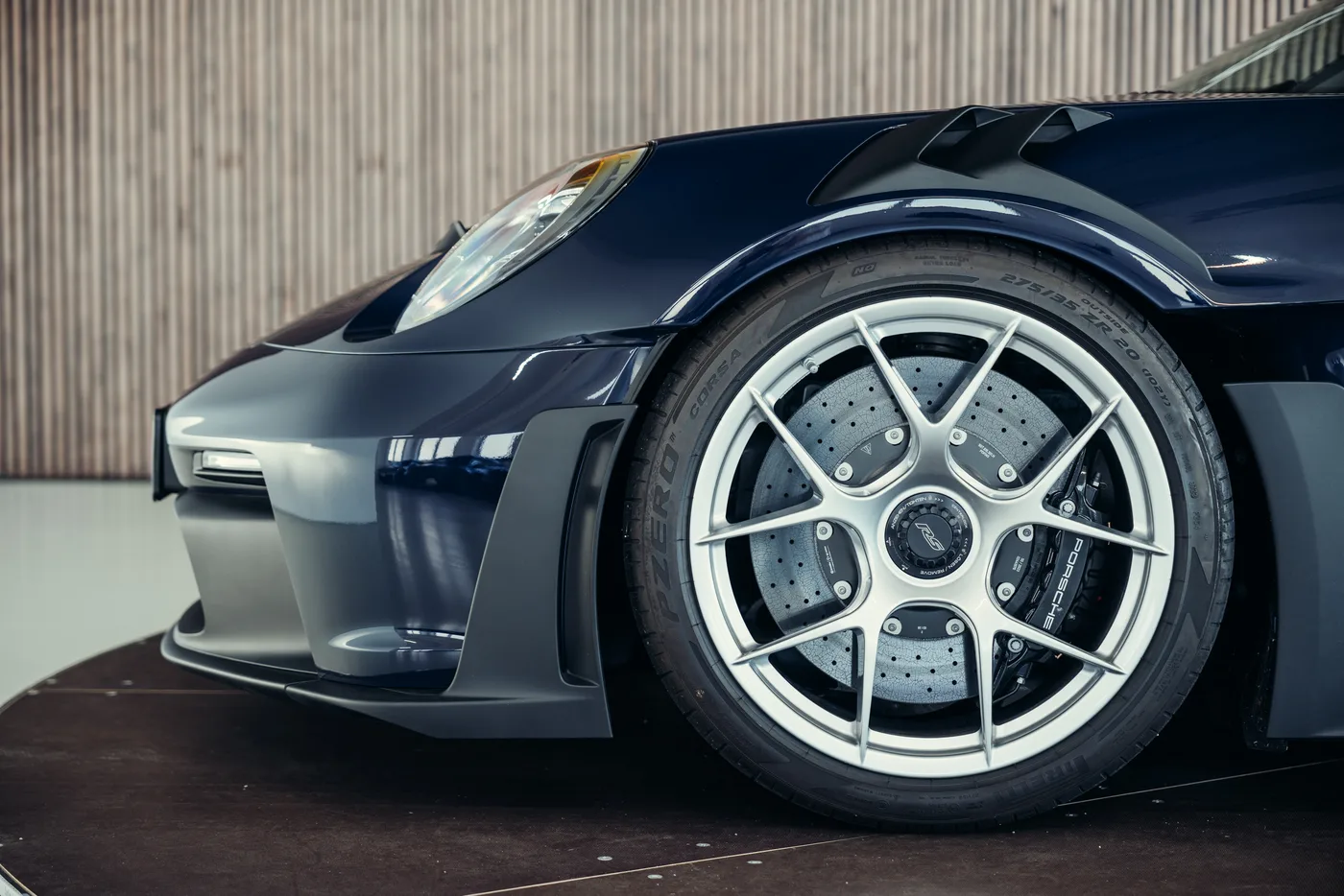 2024 Porsche 911 GT3 RS proposée par un spécialiste de la voiture de collection à Stuttgart, Allemagne, photo 17 sur 25