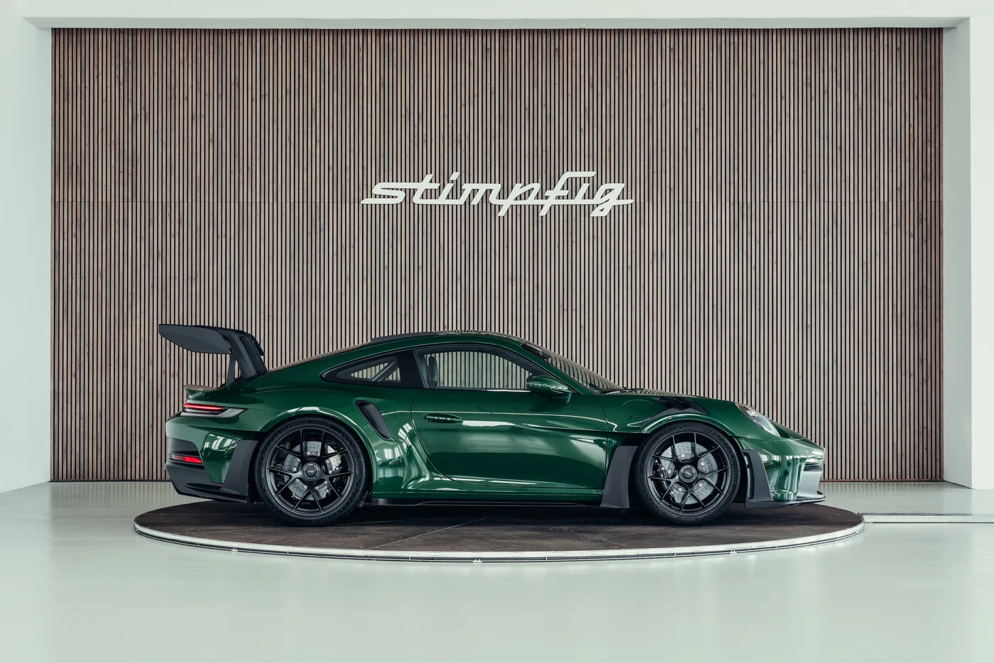 2024 Porsche 911 GT3 RS proposée par un spécialiste de la voiture de collection à Stuttgart, Allemagne, photo 6 sur 25