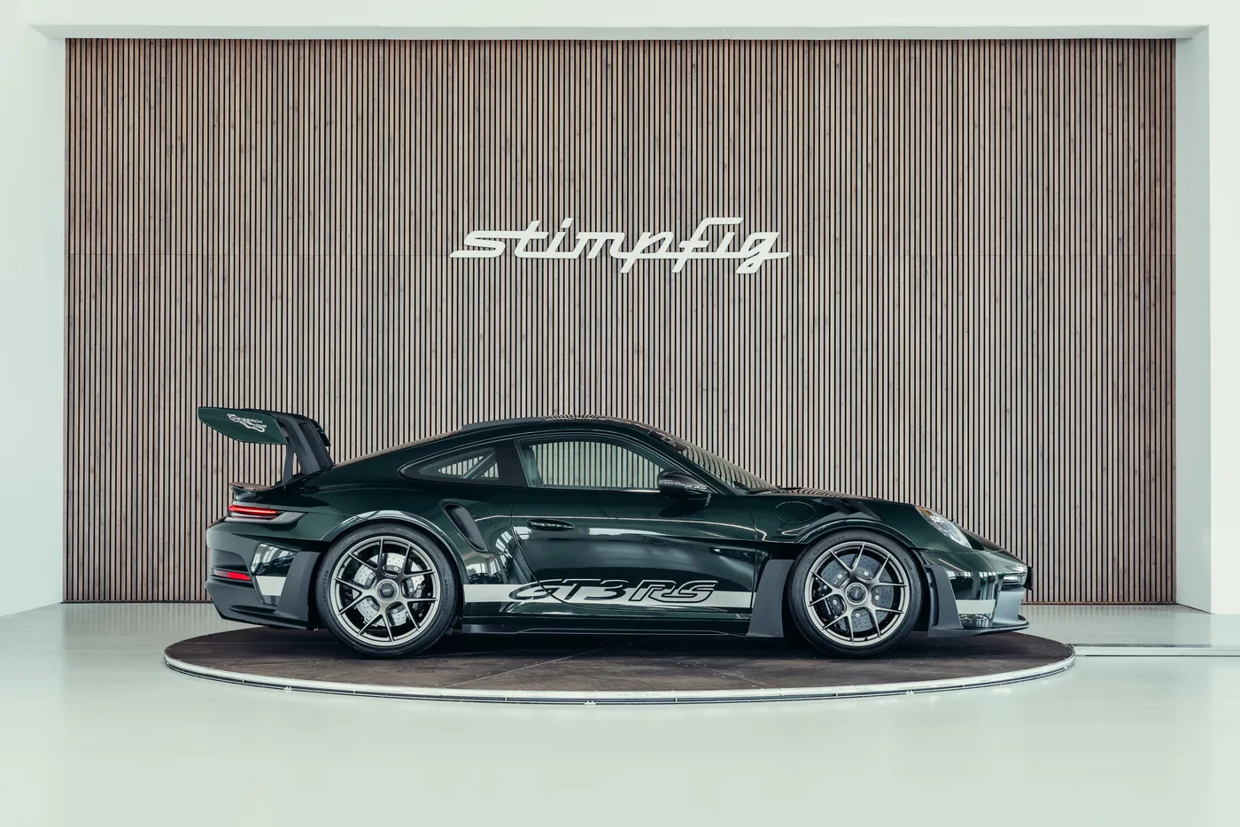 2024 Porsche 911 GT3 RS proposée par un spécialiste de la voiture de collection à Stuttgart, Allemagne, photo 6 sur 25