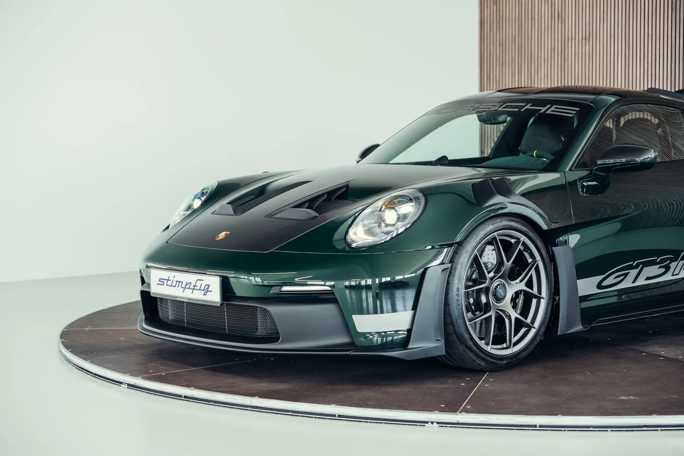 2024 Porsche 911 GT3 RS proposée par un spécialiste de la voiture de collection à Stuttgart, Allemagne, photo 10 sur 25